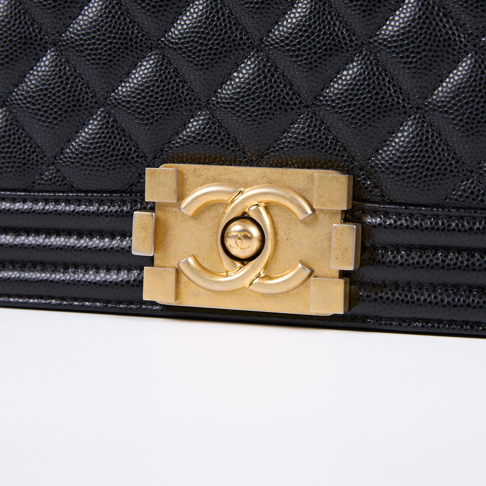 香奈兒 CHANEL Boy 25 口蓋包 A67086 25開黑金荔枝牛BOY25 防塵袋/保證卡