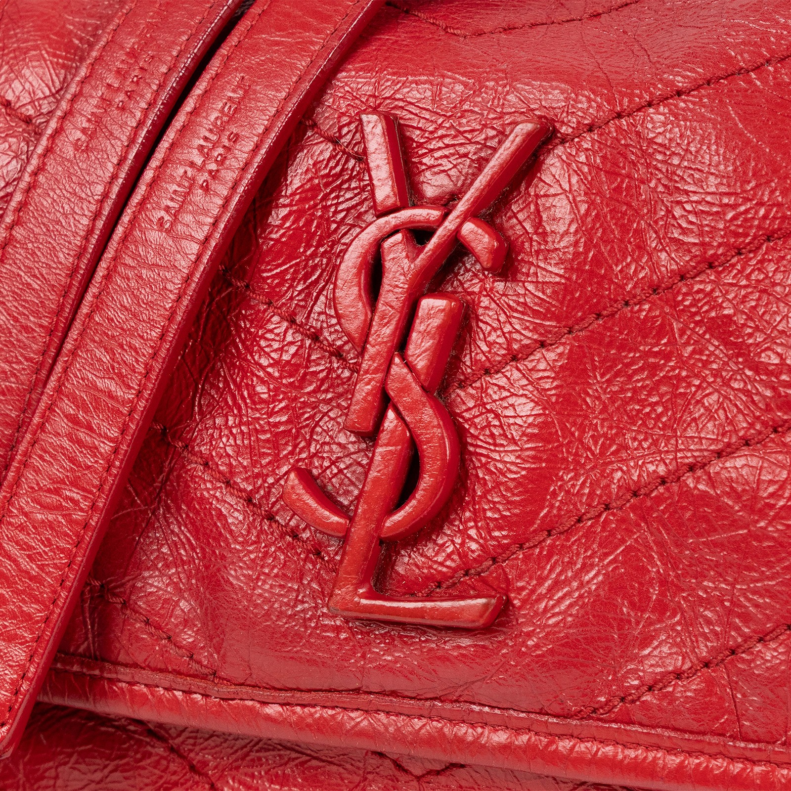 聖羅蘭 YSL SAINT LAURENT NIKI  復古皮革 山型紋 翻蓋 肩背包 中型 4988940EN04 紅油蠟皮NIKI MEDIUM 無附屬品