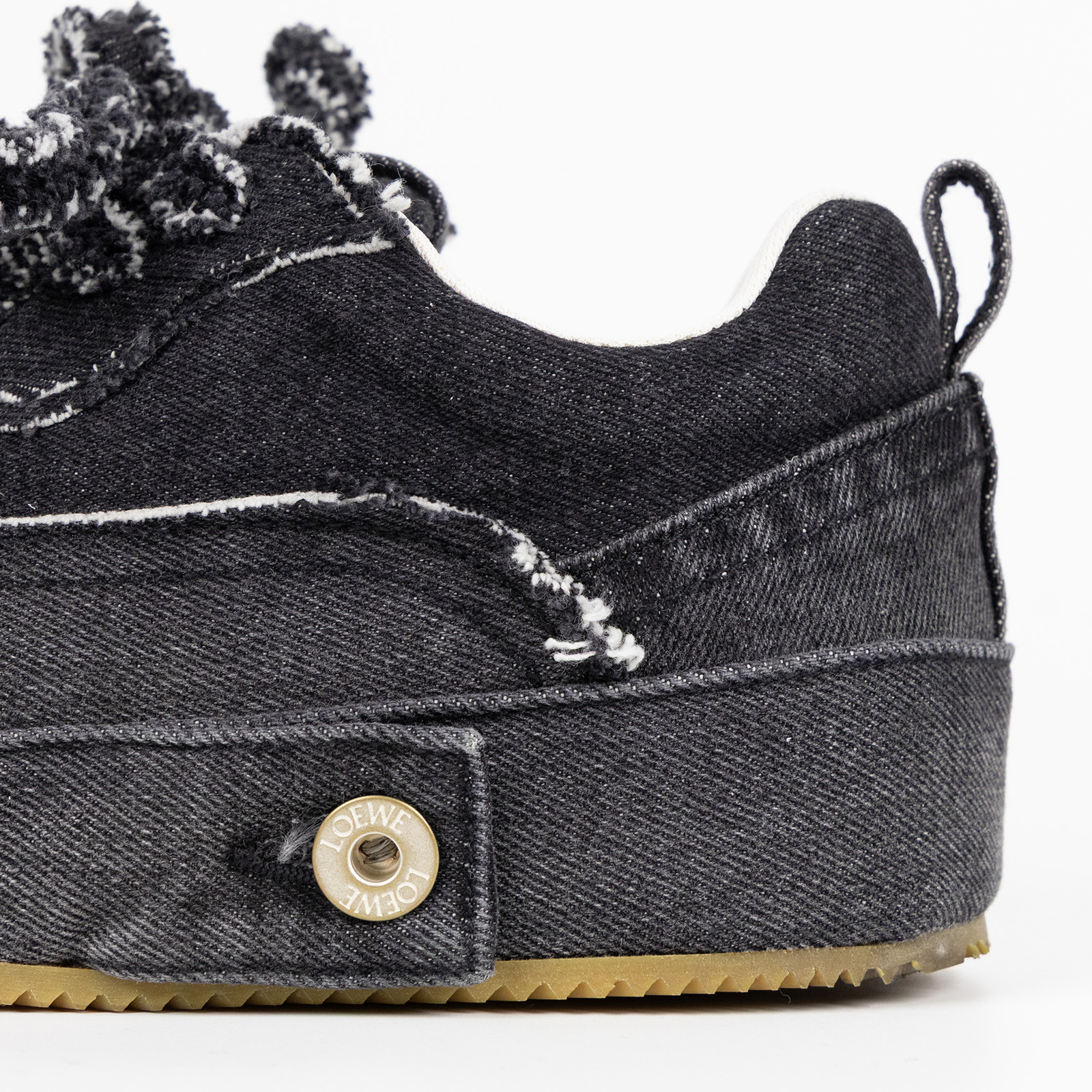 羅意威 LOEWE 運動鞋 M816282X76_40 黑牛仔球鞋#40 無附屬品