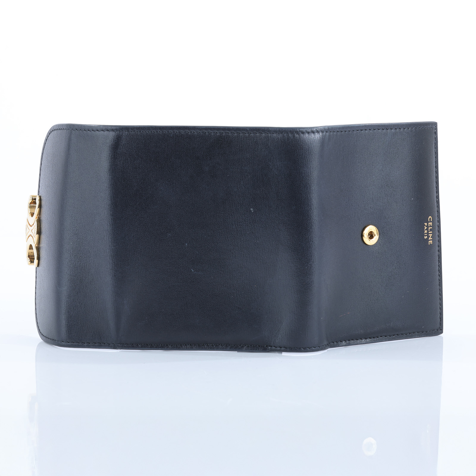 思琳 CELINE 亮面牛皮革 小型 TRIOMPHE COMPACT 銀包連零錢格 10D783DPV 黑凱旋門翻蓋三折短夾 原廠盒子/防塵袋