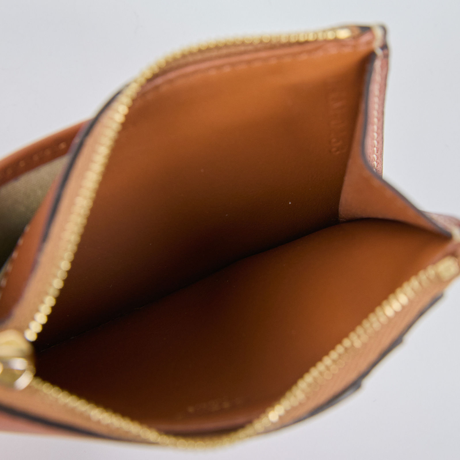 思琳 CELINE Triomphe 拉鍊卡包 10K583EMJ 棕褐色拉鍊卡包 原廠盒子/防塵袋