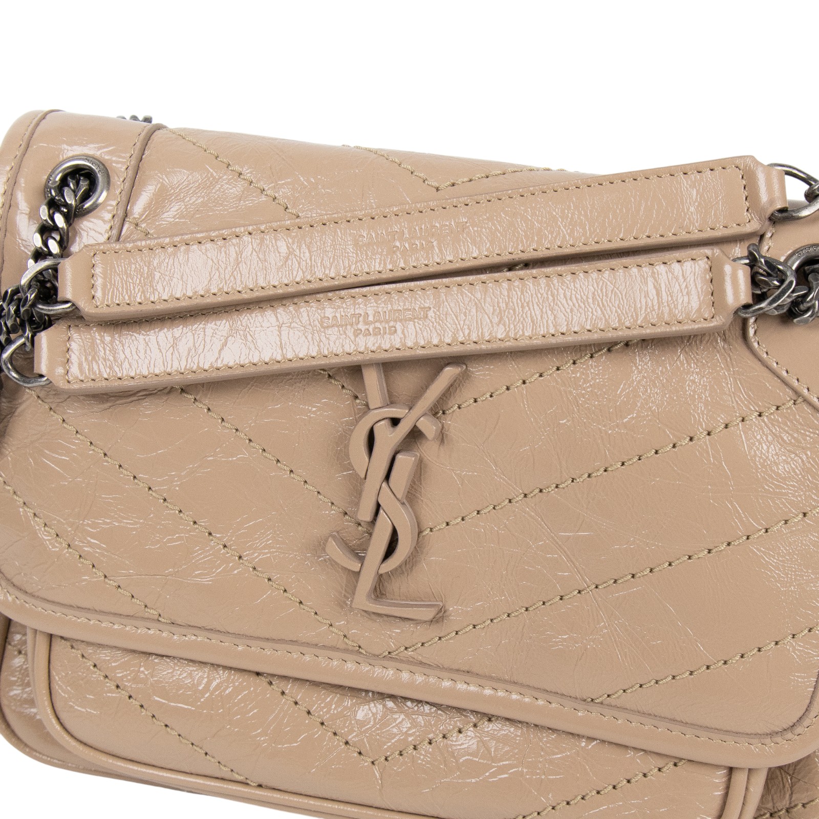 聖羅蘭 YSL SAINT LAURENT Niki 復古小牛皮 Baby 斜背 翻蓋包 5330370EN04 奶茶NIKI BABY肩背包 防塵袋