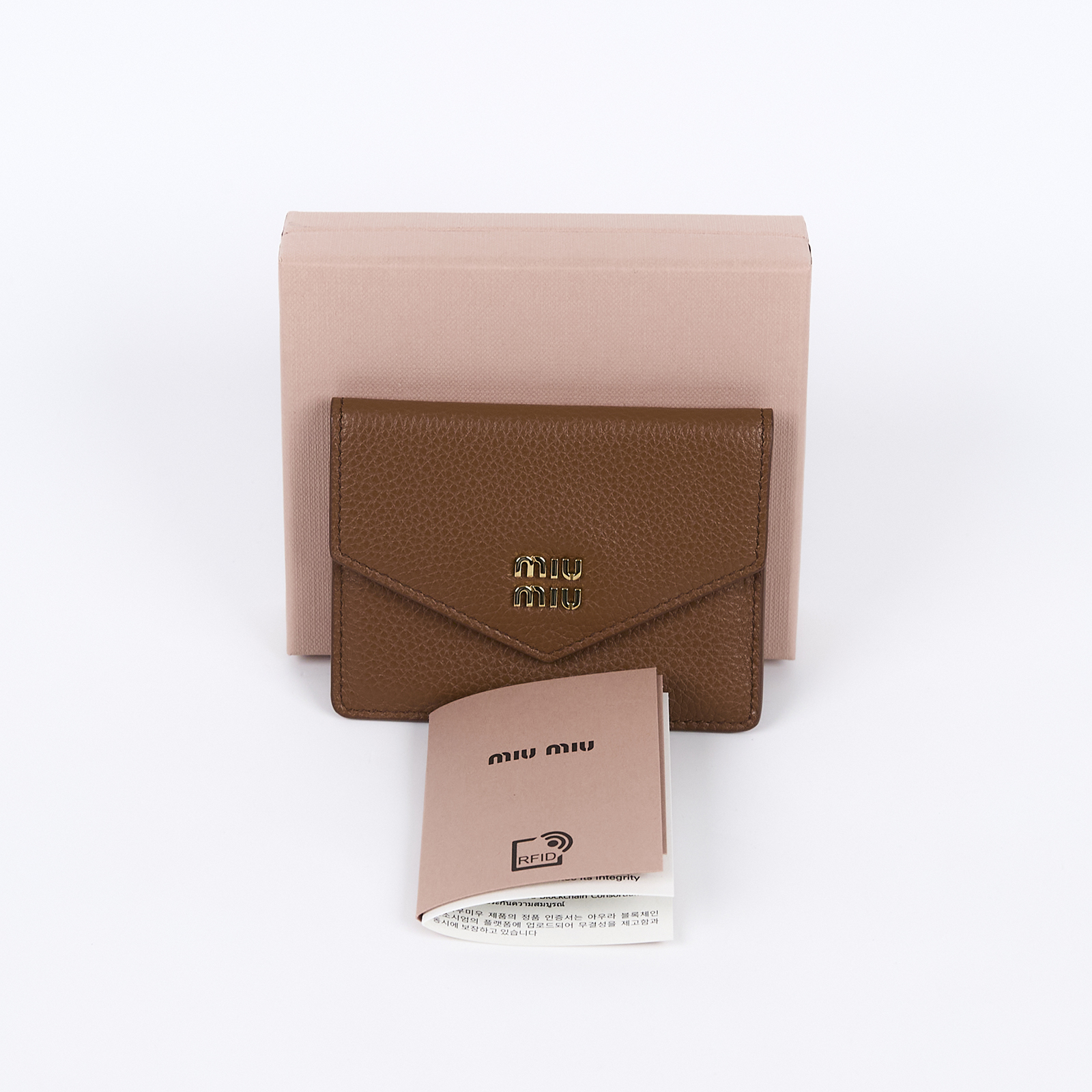 繆繆 MIU MIU 金屬標誌 卡片夾 5MF031_ADT7 咖啡色卡夾 原廠盒子