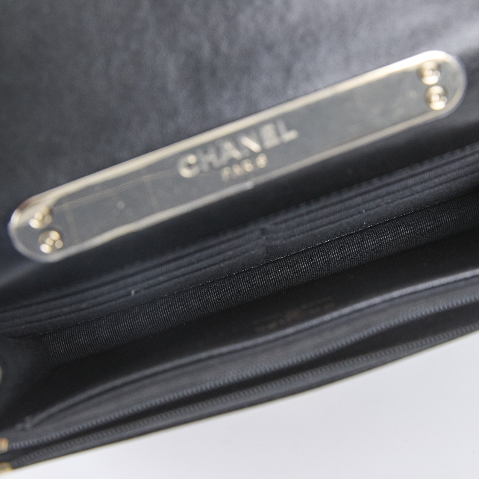 香奈兒 CHANEL WOC with Handle 皮穿鏈 錢包 AP2844 晶片款 黑金羊HANDLE WOC 原廠盒子/防塵袋