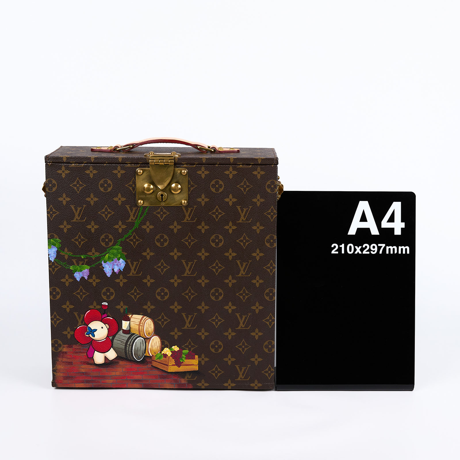 路易威登 LOUIS VUITTON 老花 葡萄酒 紅酒 硬箱 M21830 原花vivienne印花紅酒禮盒硬箱(附兩個紅酒杯) 防塵袋/鑰匙2/紅酒杯2
