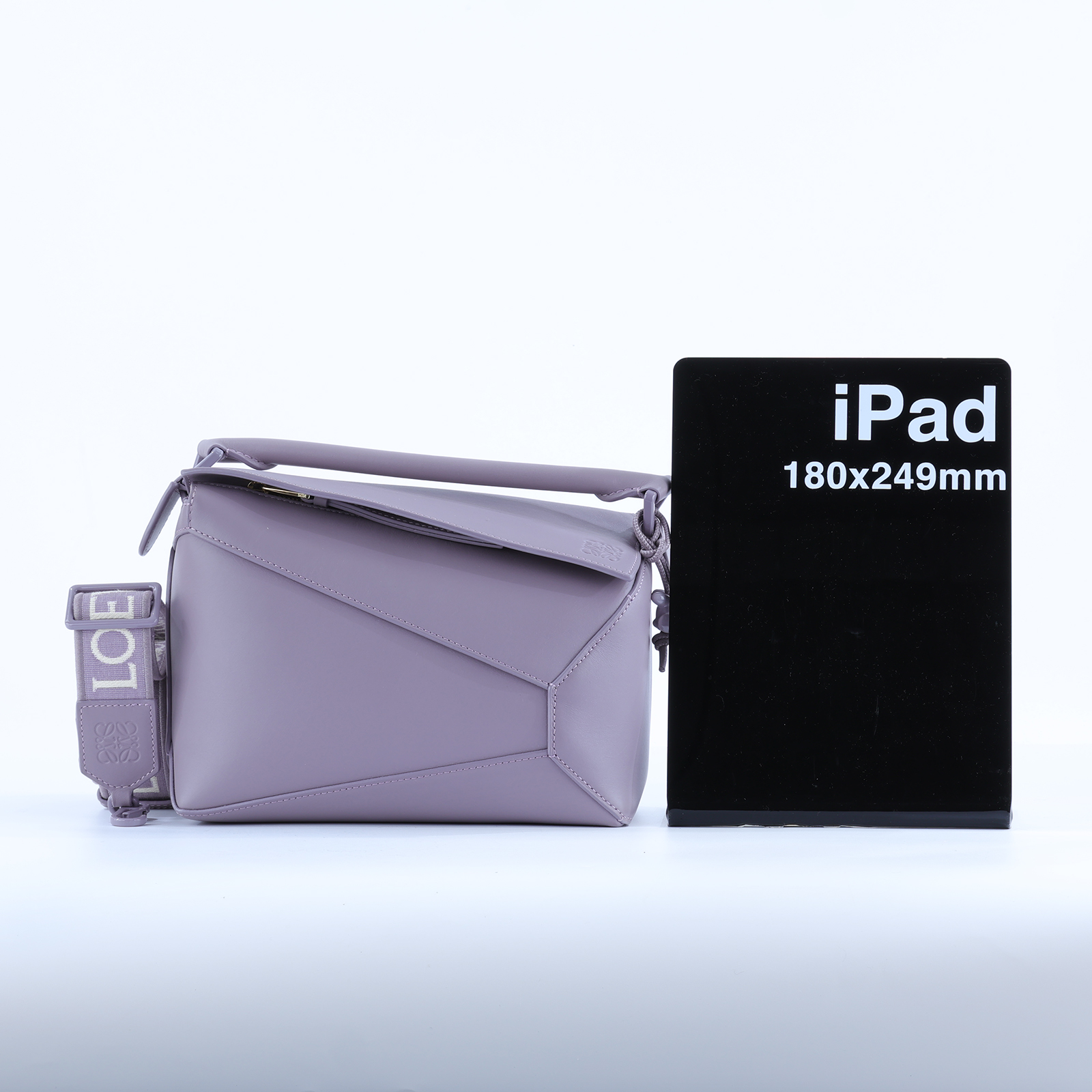 羅意威 LOEWE Small Puzzle Edge 手拿 肩背 斜背包 A510P60X24  防塵袋/背帶/兔年限定吊墜