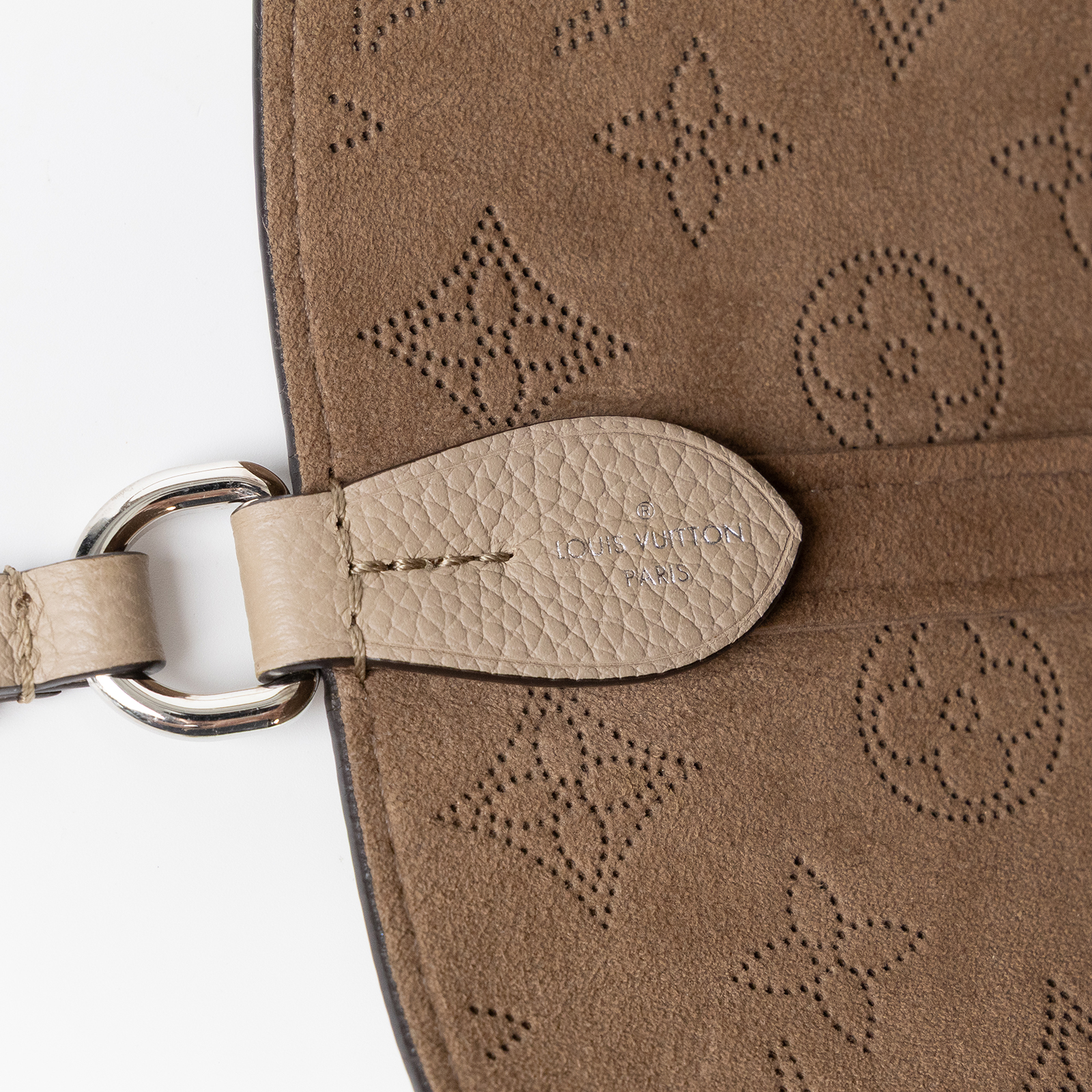 路易威登 LOUIS VUITTON Blossom PM 手提袋 灰色 M21849 晶片款  原廠盒子/防塵袋/背帶/內袋/吊飾/購買證明/發票