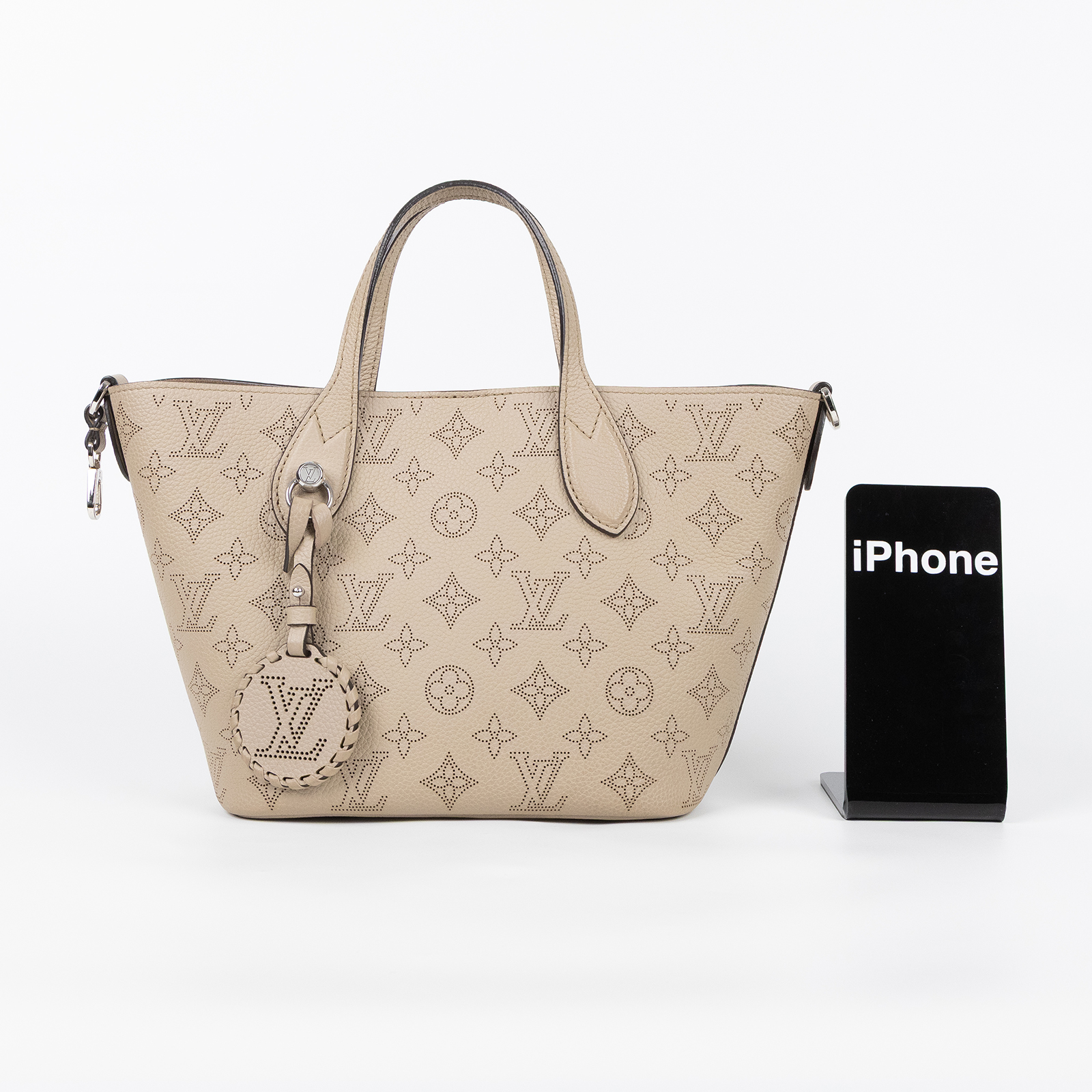 路易威登 LOUIS VUITTON Blossom PM 手提袋 灰色 M21849 晶片款  原廠盒子/防塵袋/背帶/內袋/吊飾/購買證明/發票