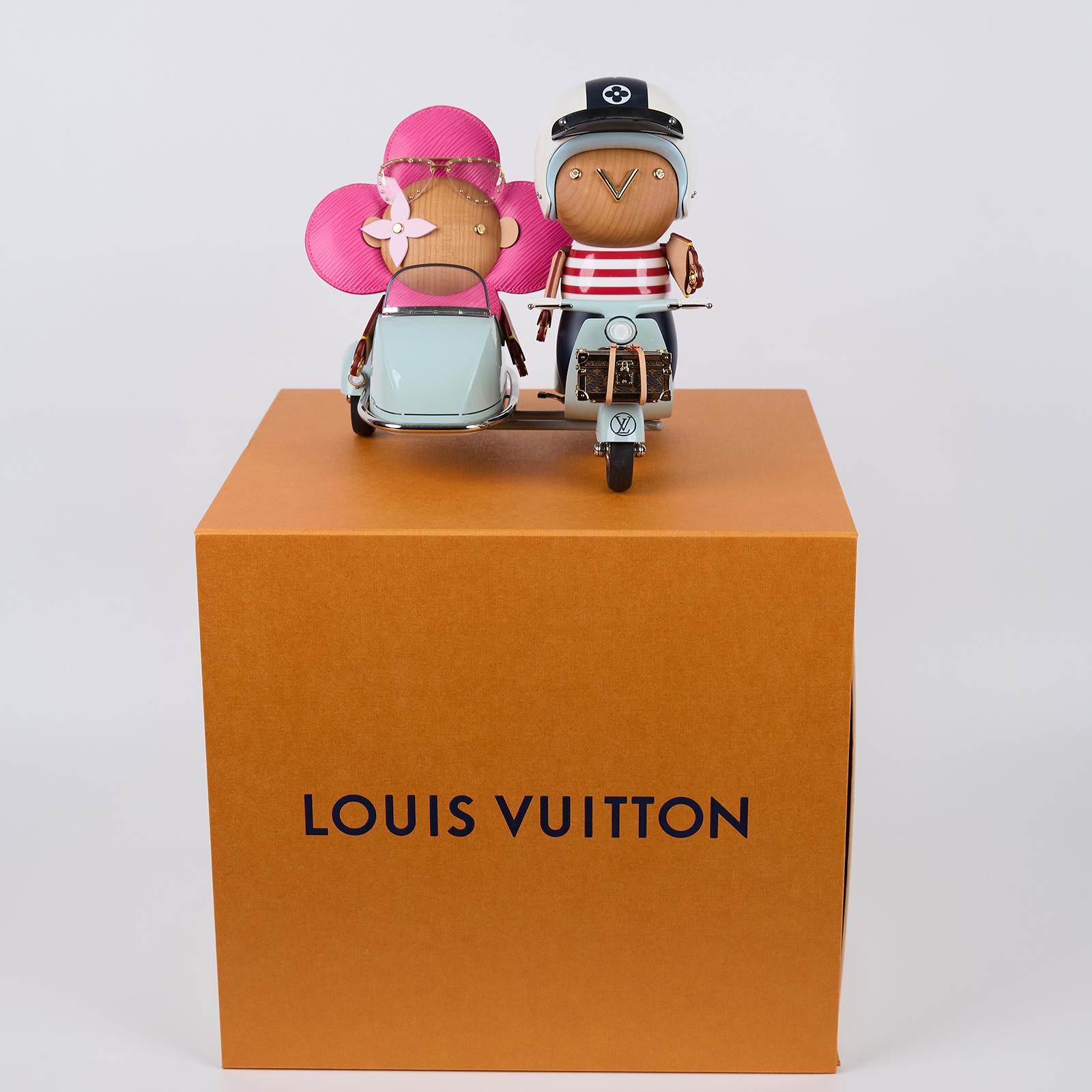 路易威登 LOUIS VUITTON Side Car Vivienne & Gaston 玩偶 擺件 GI0573  原廠盒子