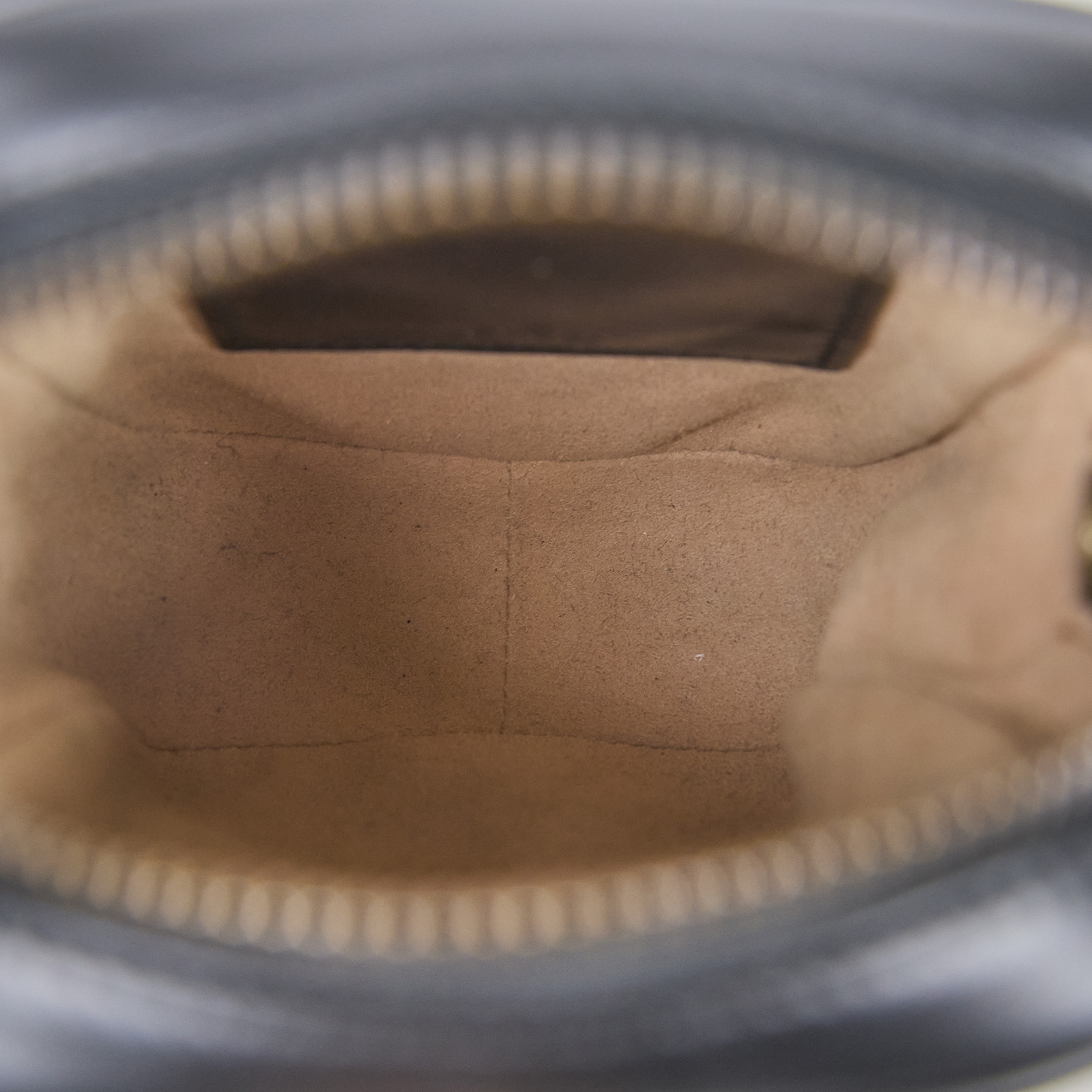 古馳 GUCCI GG Marmont 迷你包  598597 DTDCT 黑金GG MARMONT鍊包 原廠盒子/防塵袋/購買證明影本