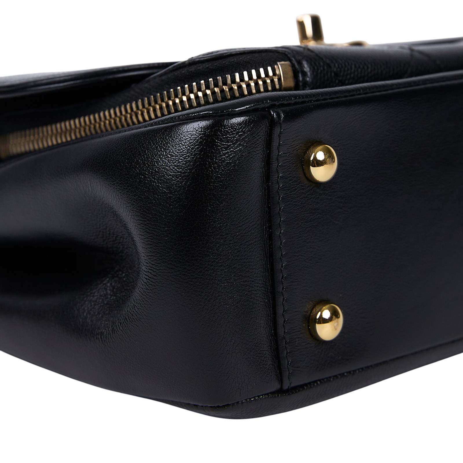 香奈兒 CHANEL 手提 口蓋包 A93607 23開黑金郵差包 防塵袋