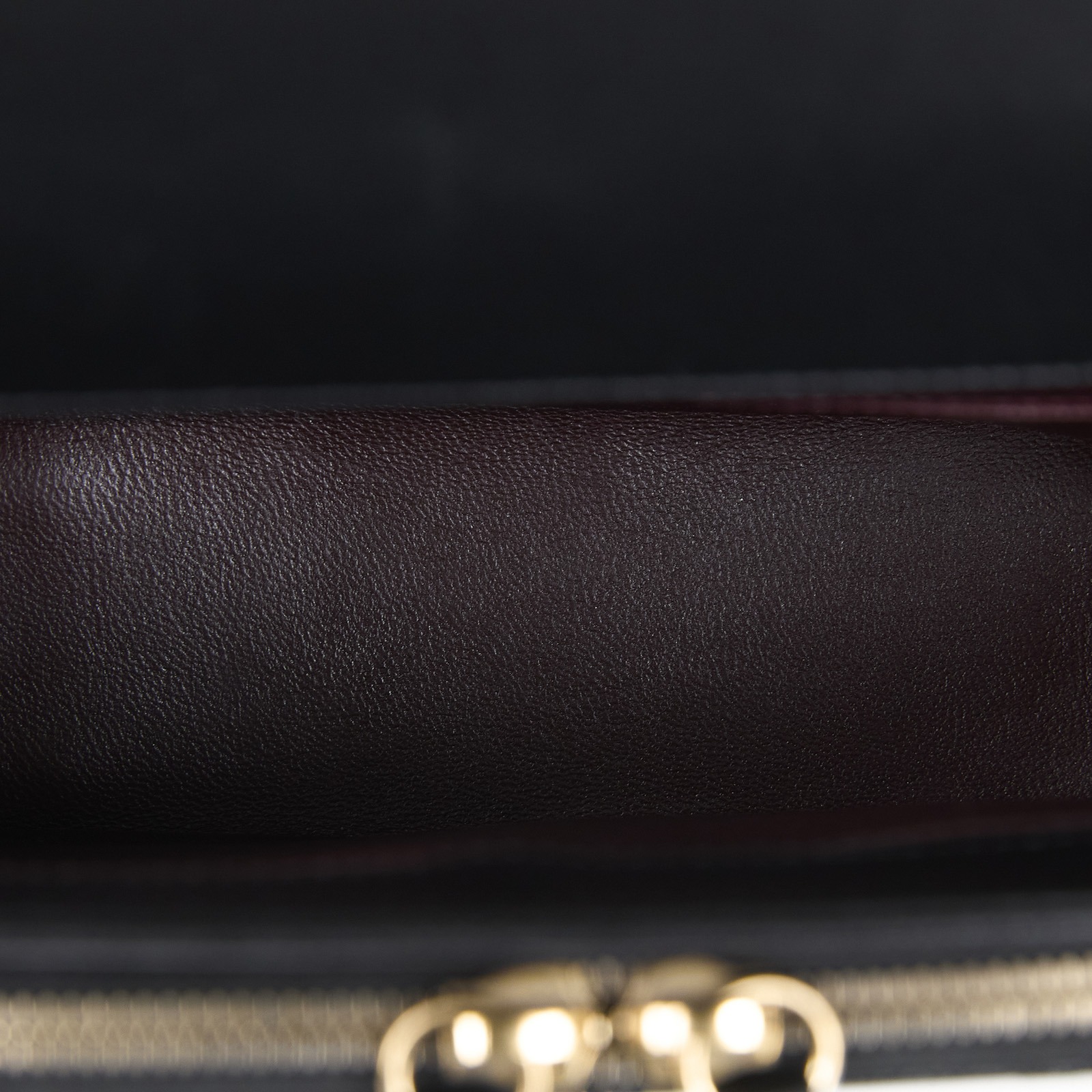 香奈兒 CHANEL 手提 口蓋包 A93607 23開黑金郵差包 防塵袋