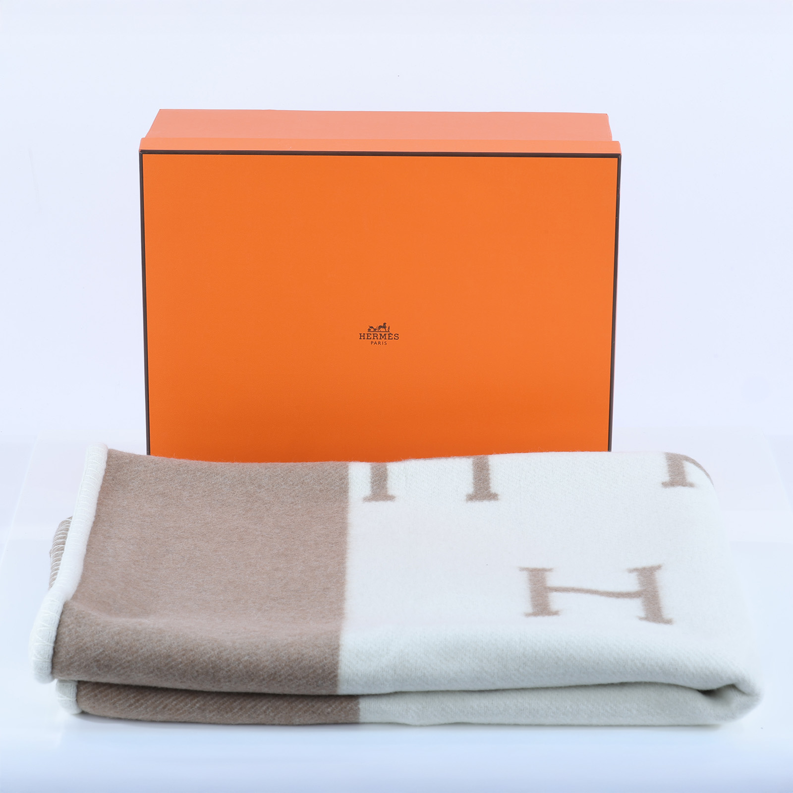 愛馬仕 Hermes Avalon 嬰兒毛毯 中榛子色 H102704Mv11  棕色H毛毯 原廠盒子