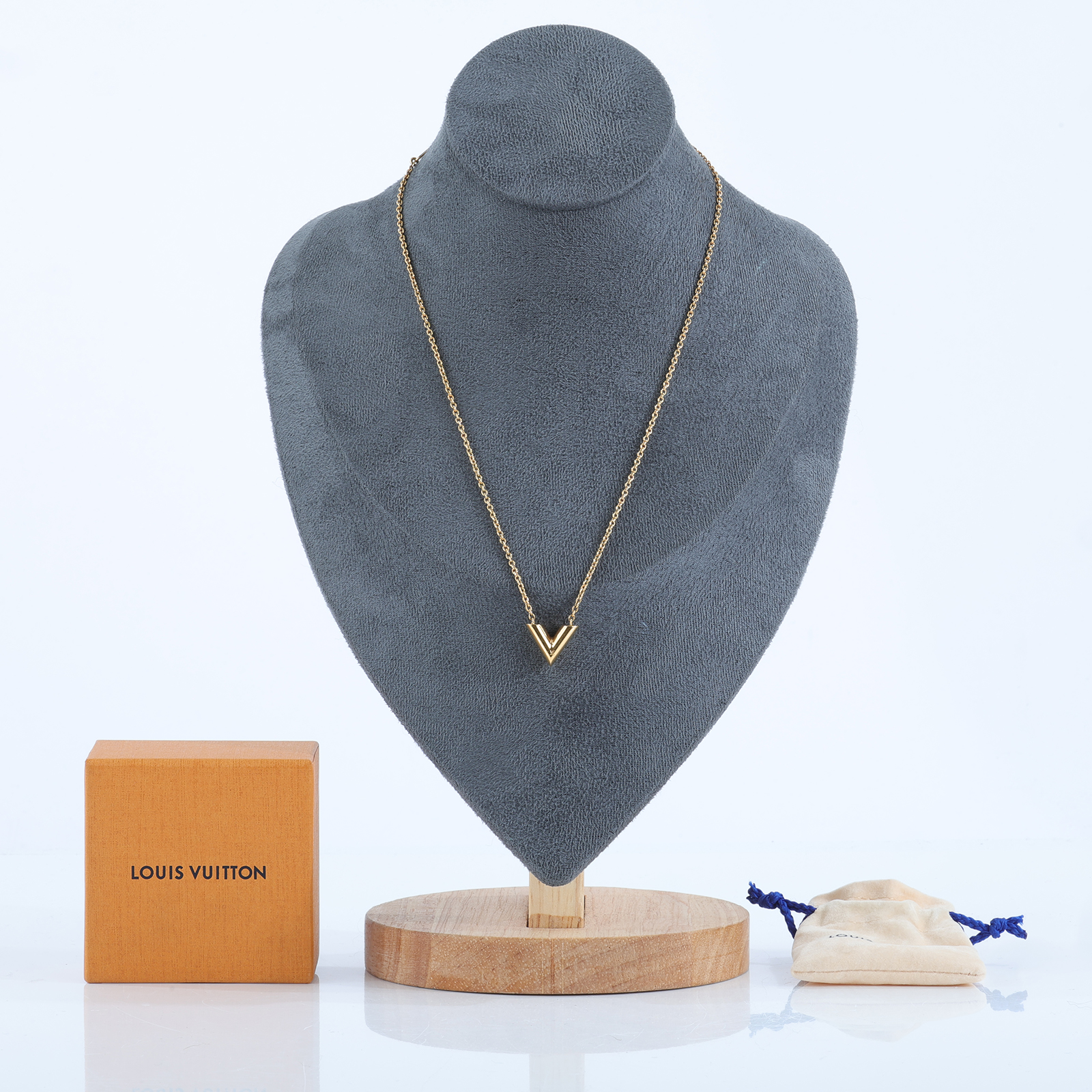 路易威登 LOUIS VUITTON Essential V 項鏈 金屬色 M61083 金色ESSENTIAL V項鍊 防塵袋/原廠盒子