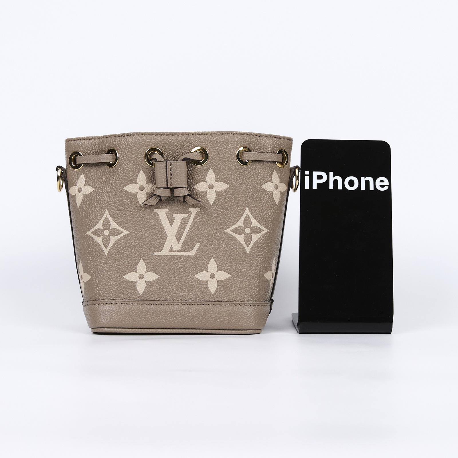 路易威登 LOUIS VUITTON Nano Noé 束口水桶包 Tourterelle 灰色 Cream色 M46291 晶片款  背帶