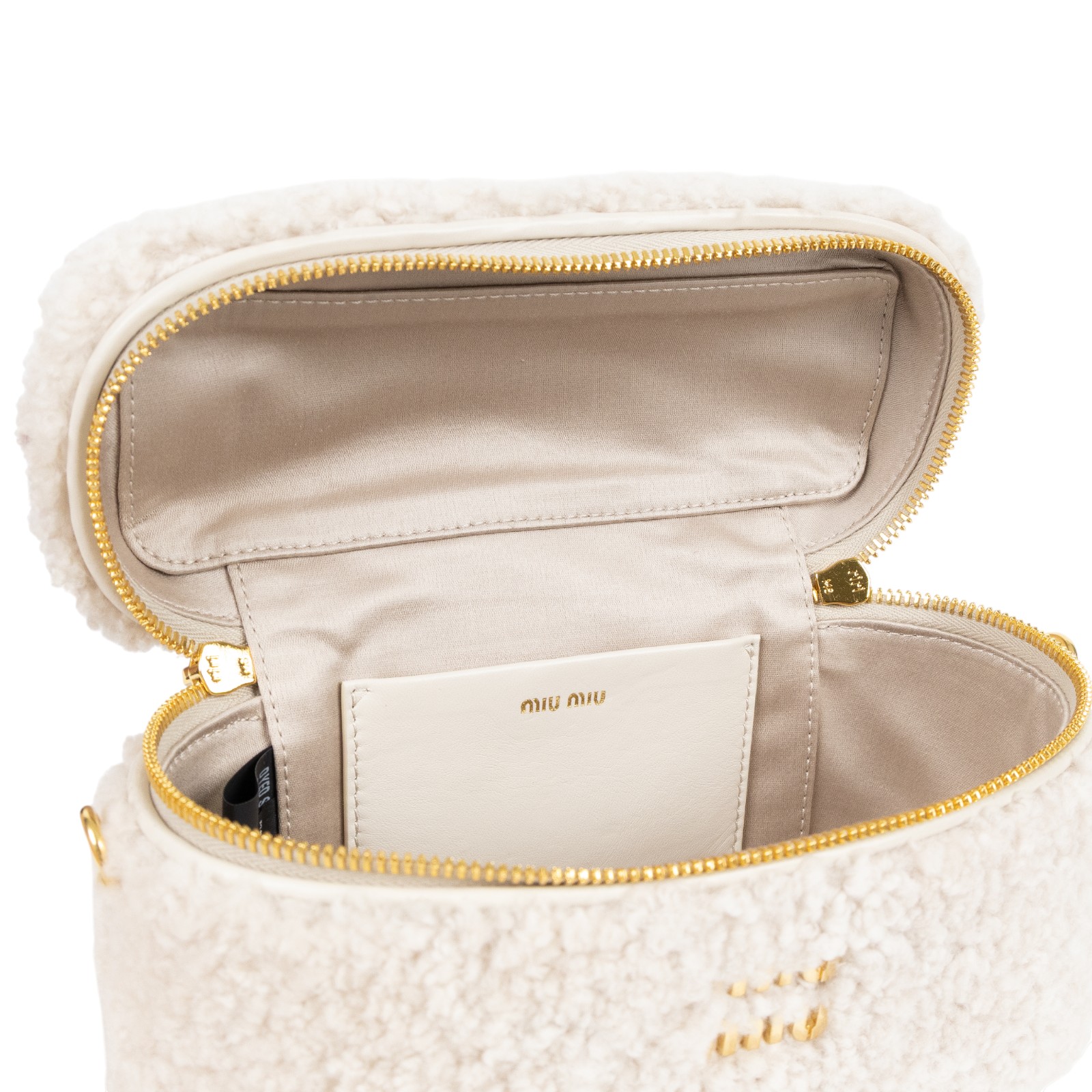 繆繆 MIU MIU 皮革細節綴飾 羊毛 肩背袋 5BH226_2F7T 白羊毛MONTONE 2WAY化妝盒 原廠盒子/防塵袋2/背帶/購買證明正本