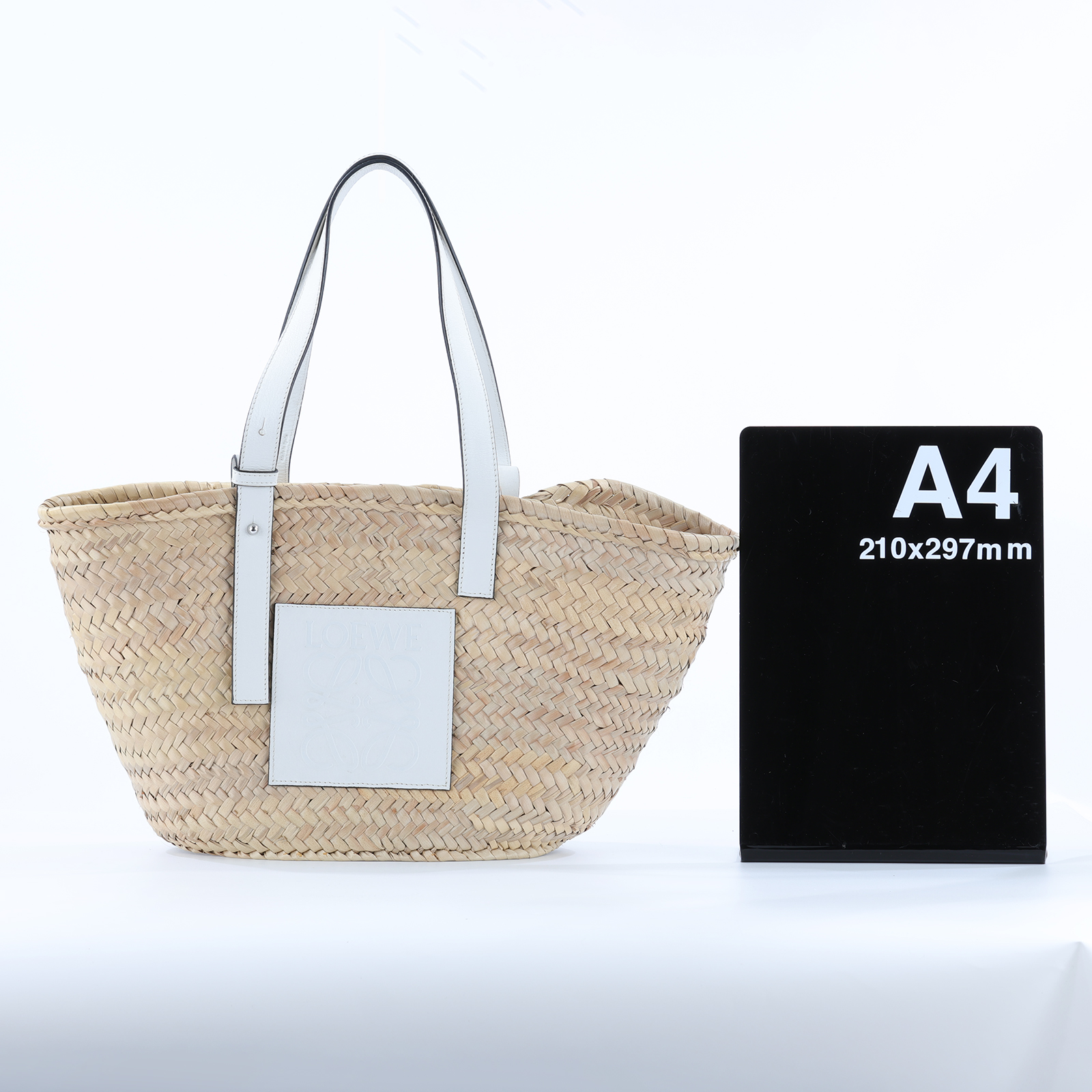 羅意威 LOEWE 中型 手工編織包 A223S92X04 白草編包MEDIUM 防塵袋