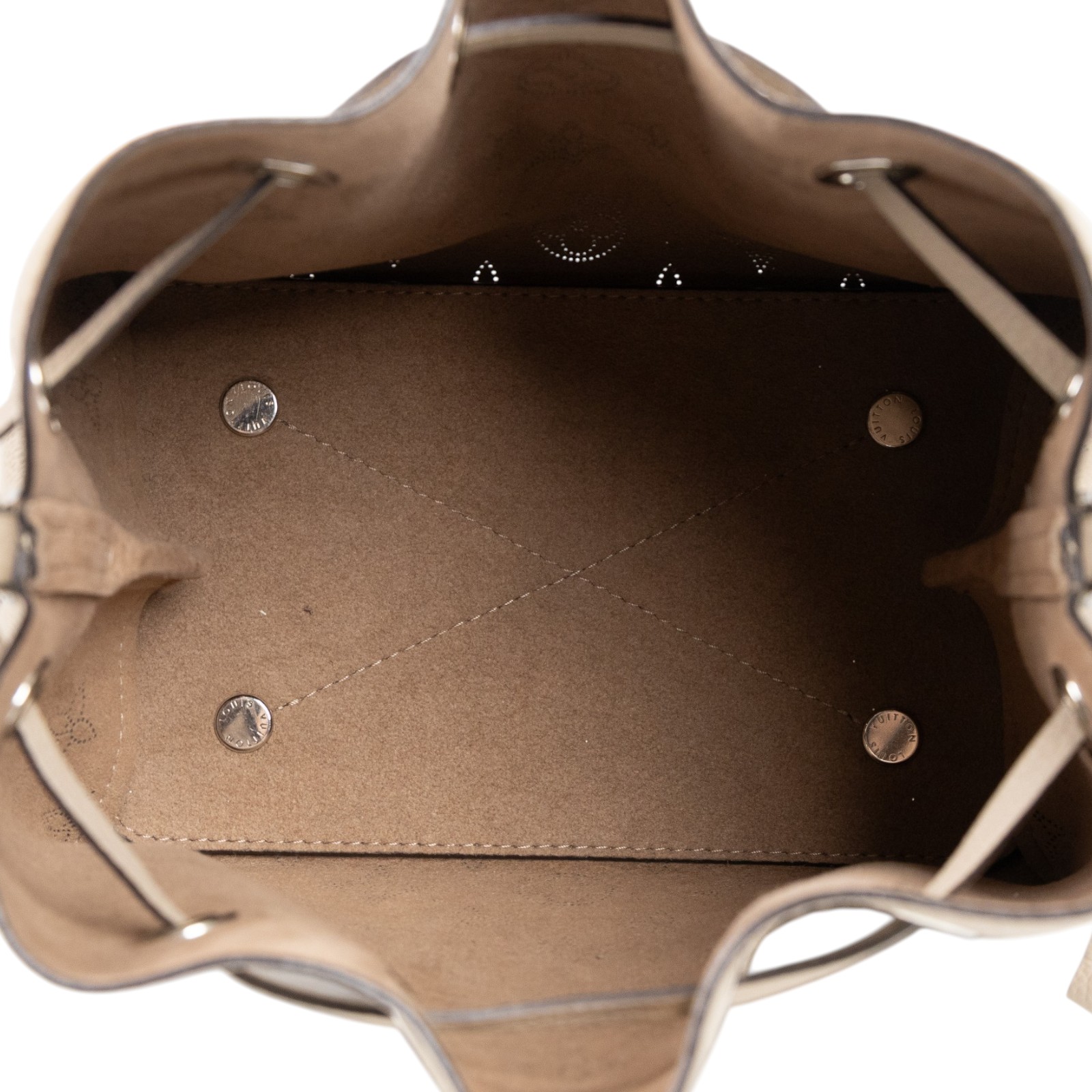 路易威登 LOUIS VUITTON Bella 水桶袋 手提包 灰色 M57201 晶片款 灰鏤空原花BELLA水桶包 原廠盒子/防塵袋/背帶2/小袋