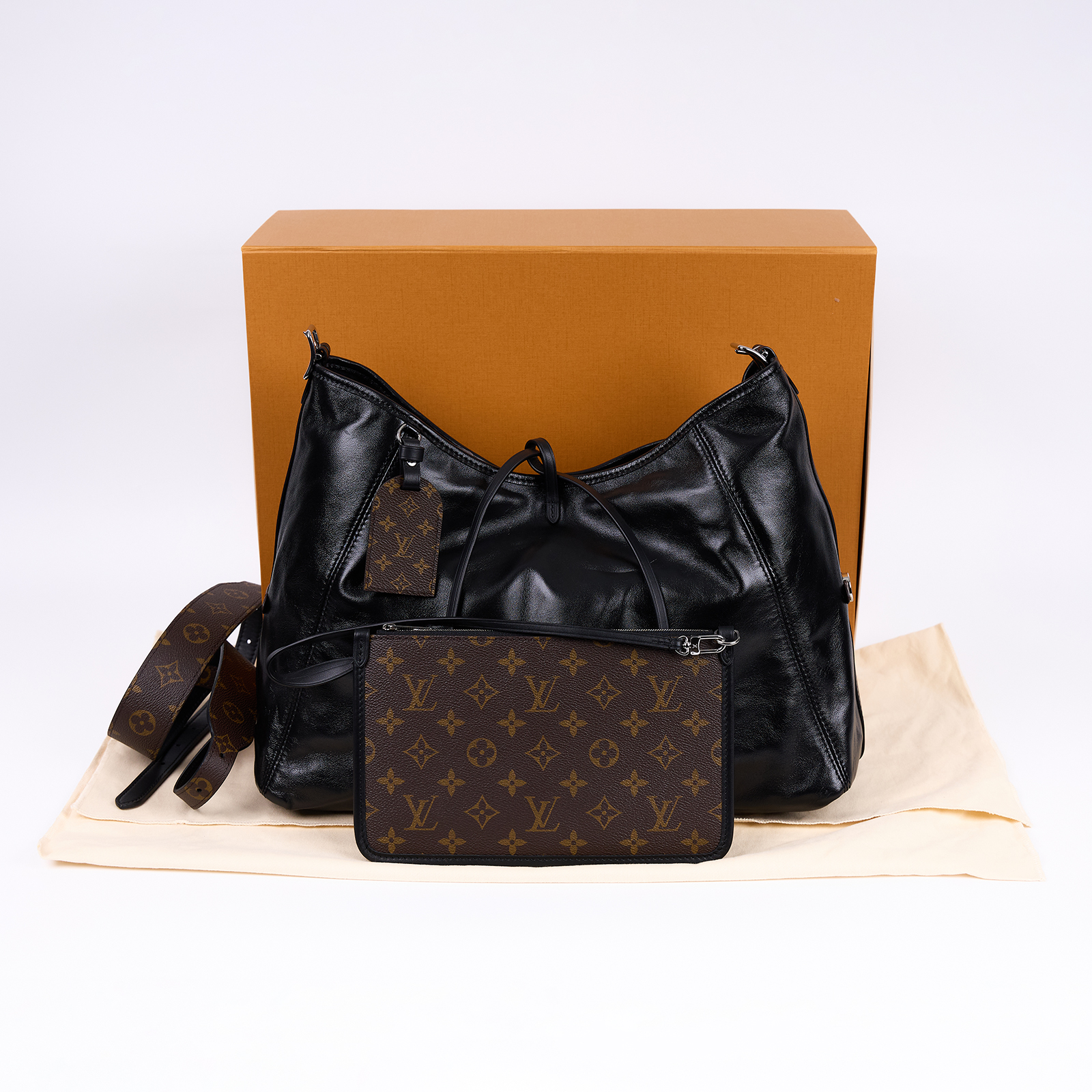 路易威登 LOUIS VUITTON CarryAll Vibe MM 手提 肩背包 黑色 M25143 晶片款  內袋/防塵袋/原廠盒子