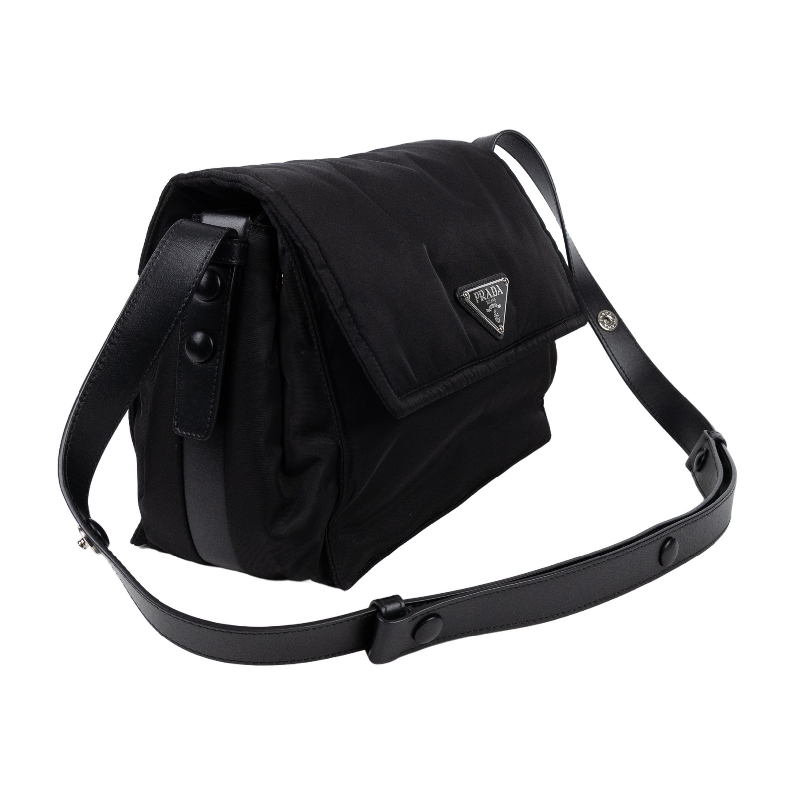 普拉達 PRADA Re-Nylon 夾棉 肩背袋 中型  1BD255_RDLN 黑尼龍郵差包 無附屬品