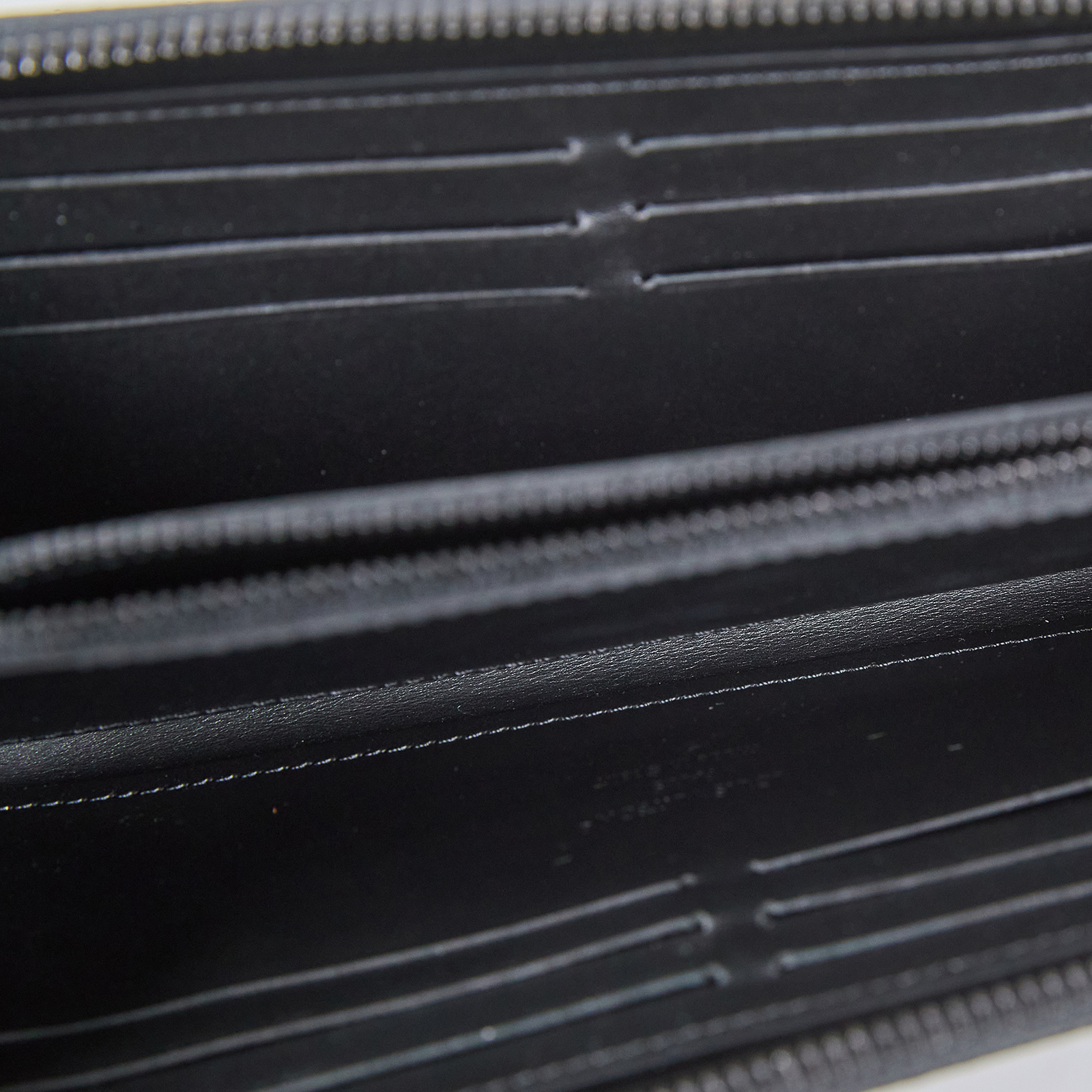 路易威登 LOUIS VUITTON Zippy Wallet Horizontal 長夾 M28048 晶片款  防塵袋/原廠盒子/購買證明正本