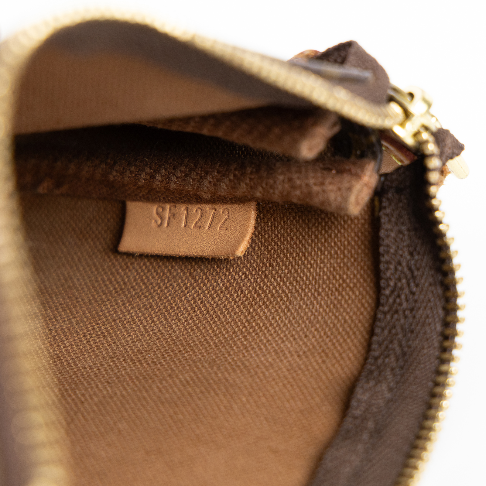 路易威登 LOUIS VUITTON Monogram塗層帆布 鏈帶 迷你小皮包 M58009 原花拉鍊零錢包 原廠盒子/防塵袋/購買證明影本