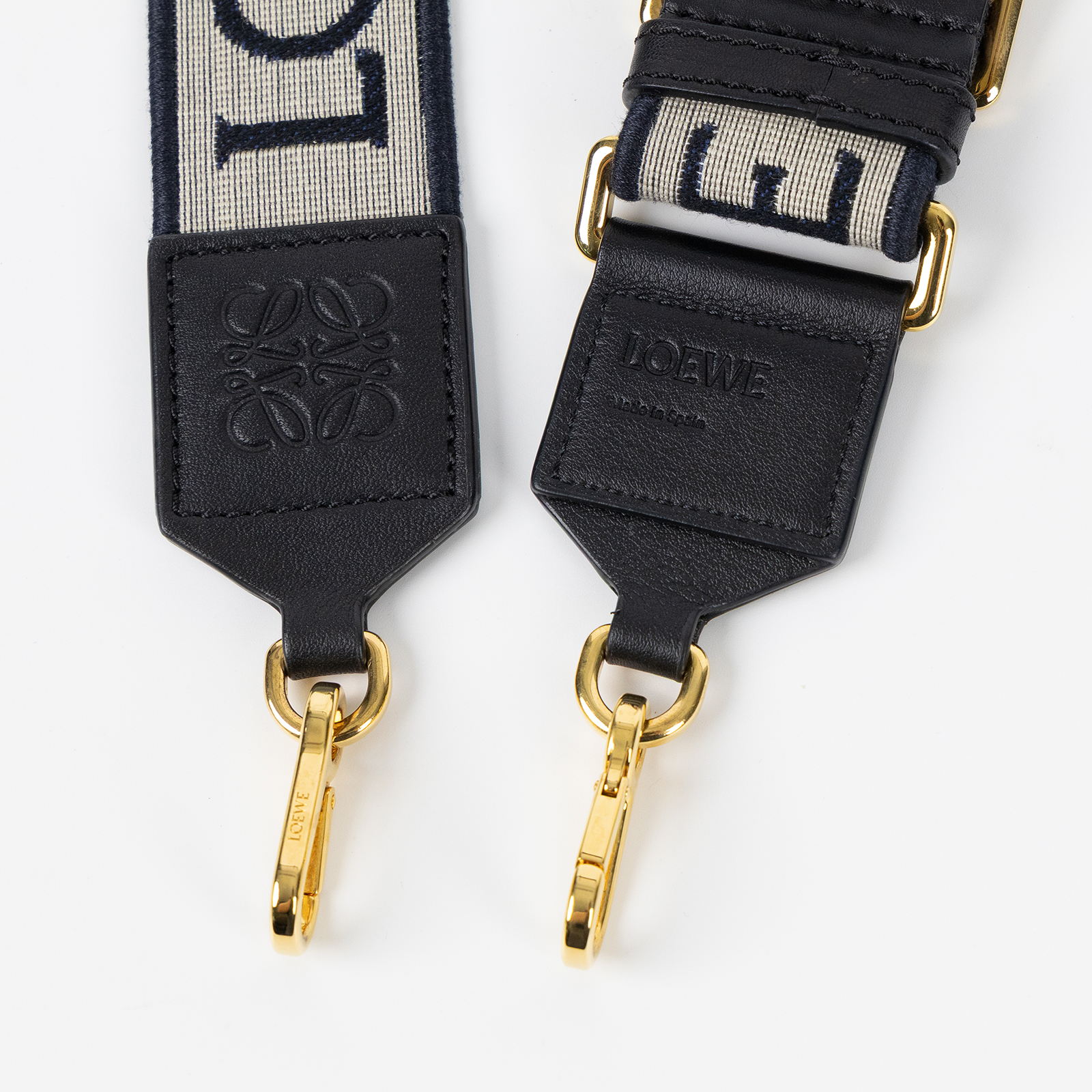 羅意威 LOEWE 緹花織 小牛皮 Anagram 肩帶 背帶 C073T87X01 黑帆布Anagram背帶 防塵袋