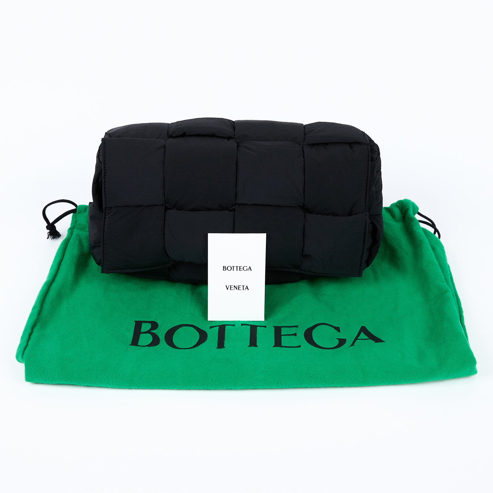 寶緹嘉 BOTTEGA VENETA Padded Tech Cassette 編織 尼龍包 705579V2B01 黑尼龍CASSETTE 4X2 防塵袋