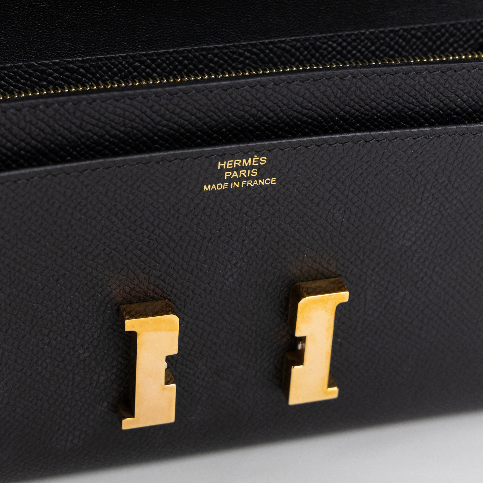 愛馬仕 Hermes Constance to go 康康包 長夾 金色五金 黑色 H080125CD89 /U SN 011 YW  原廠盒子/國外購買證明/背帶/防塵袋