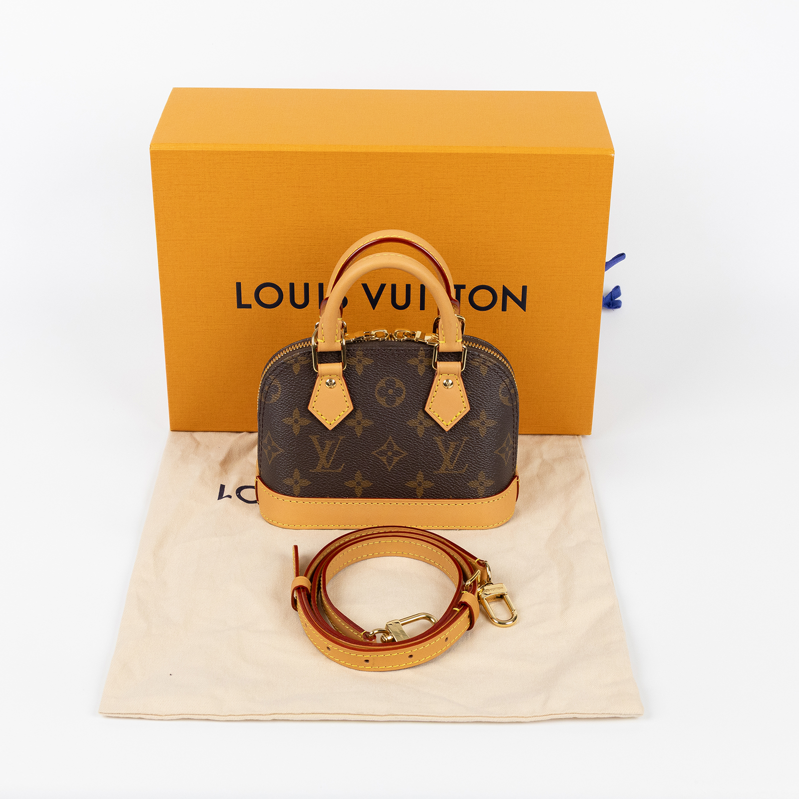 路易威登 LOUIS VUITTON Nano Alma 貝殼包 經典帆布 M82717 晶片款 原花Nano Alma 原廠盒子/防塵袋/背帶