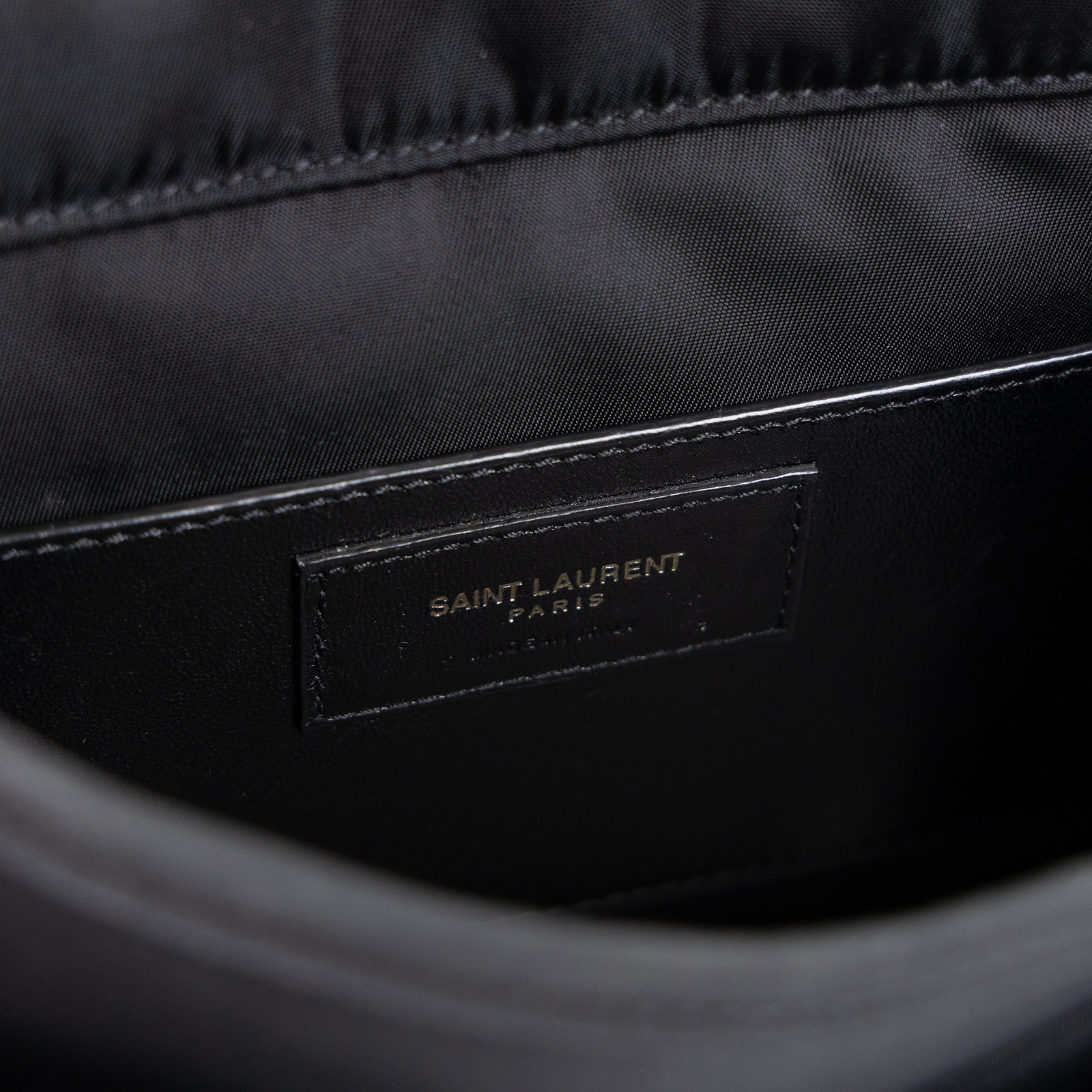 聖羅蘭 YSL SAINT LAURENT Niki 尼龍 郵差包 小型 776611FACKH 黑尼龍NIKI郵差包 防塵袋