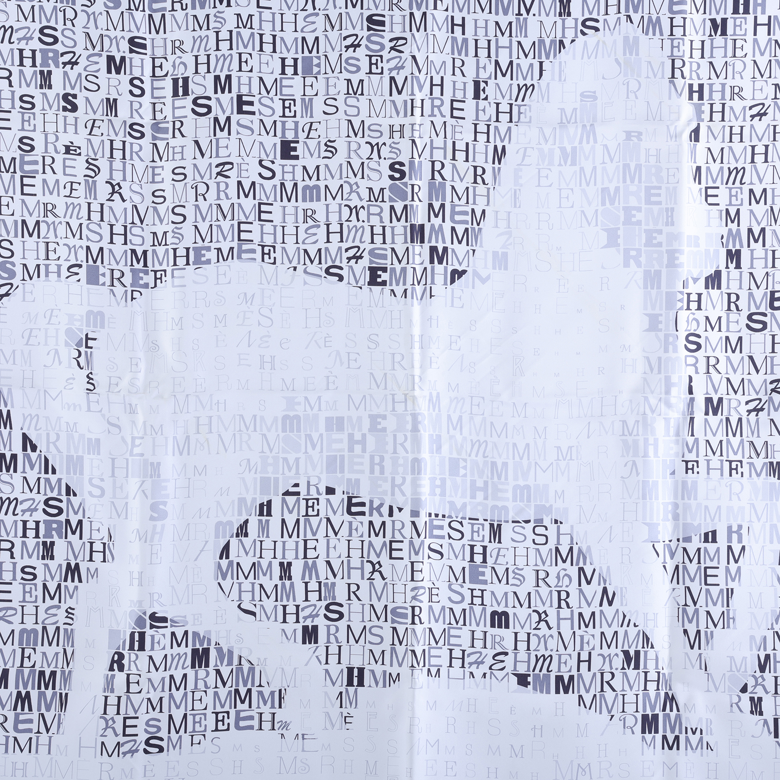 愛馬仕 Hermes Silk Carré 90 絲巾   黑白LOGO買賽克馬90 原廠盒子