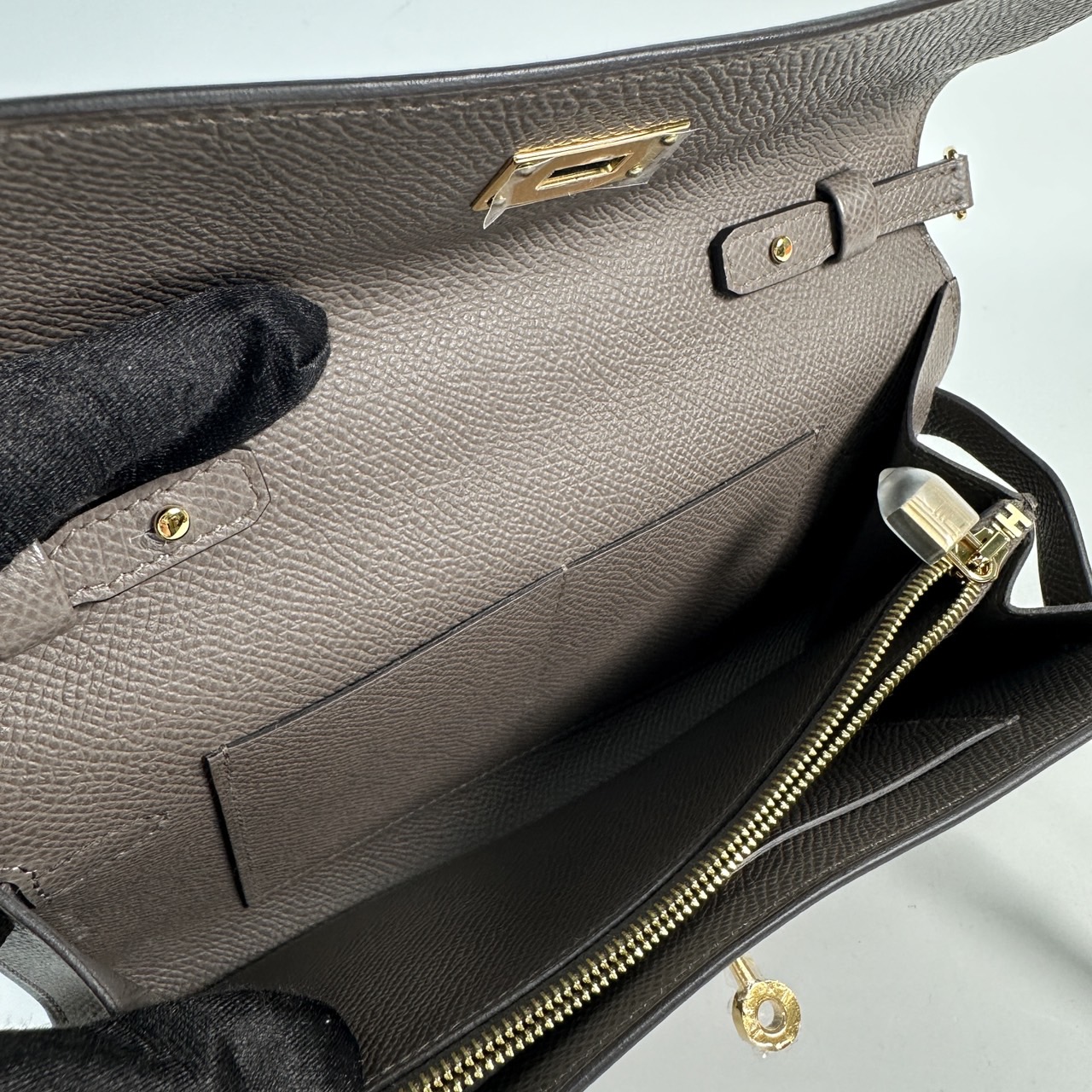 愛馬仕 Hermes Kelly to go 長夾肩背包 KLG W刻 錫器灰 KELLY TO GO 原廠盒子