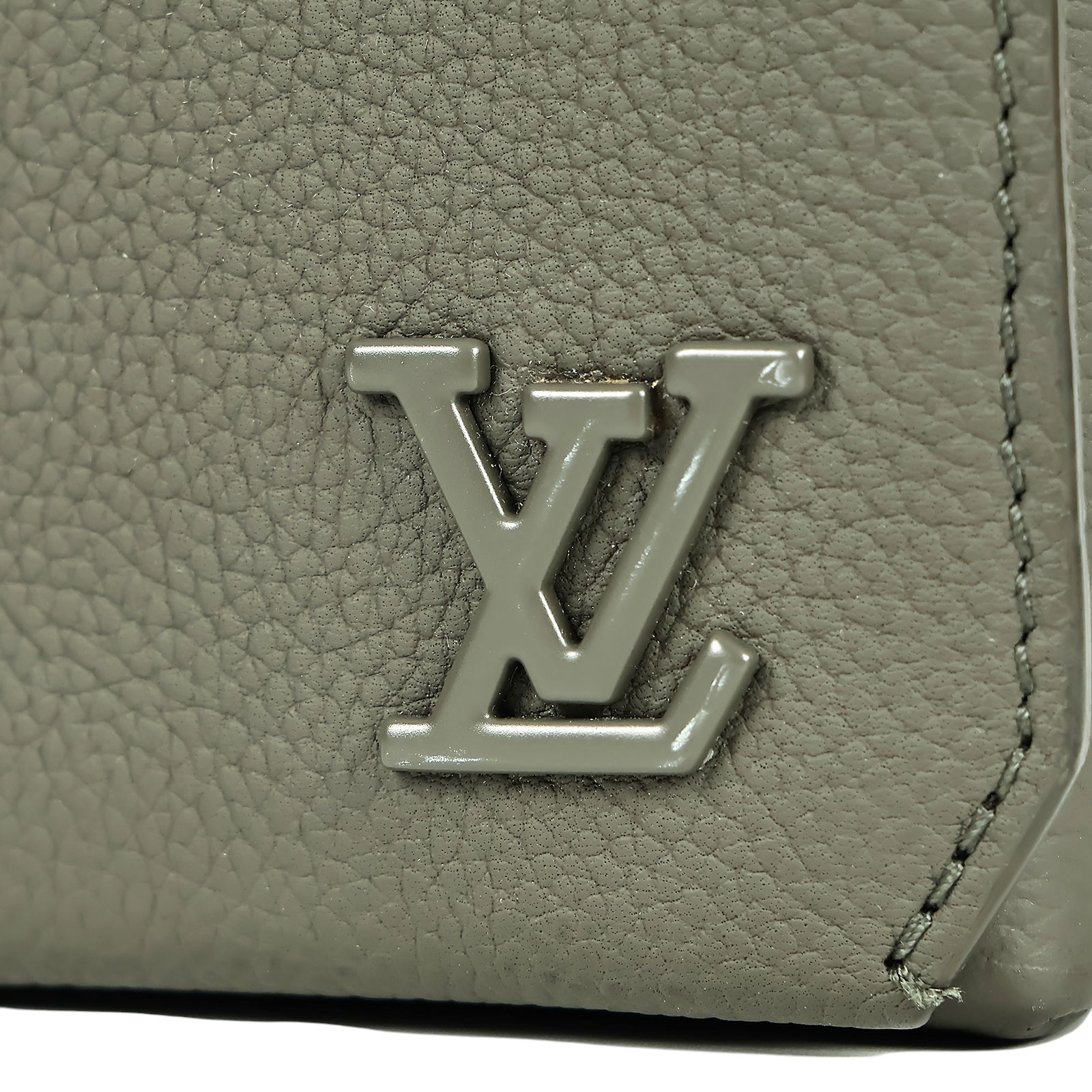 路易威登 LOUIS VUITTON 翻蓋隨身錢包 綠色 M82086 晶片款 綠翻蓋隨身錢包 無附屬品