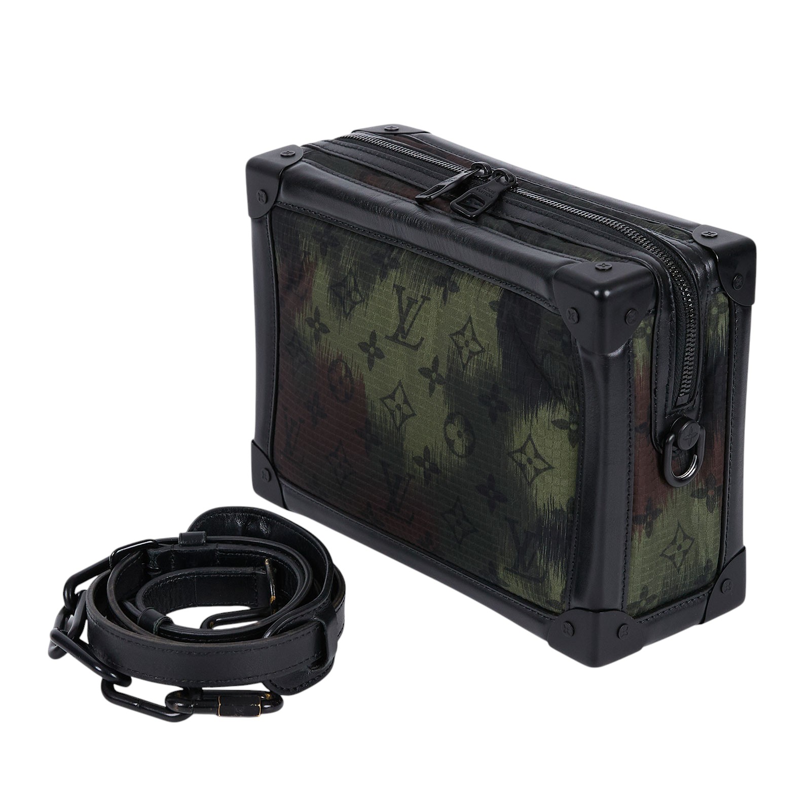 路易威登 LOUIS VUITTON Soft Trunk M56428 迷彩SOFT TRUNK 包 背帶