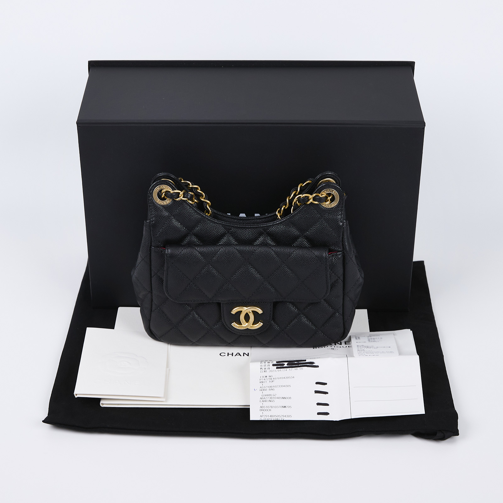 香奈兒 CHANEL 流浪包 Hobo Bag CC LOGO 斜背包 AS3710 晶片款 黑金油蠟皮天貓精靈 小號 原廠盒子/防塵袋/購買證明