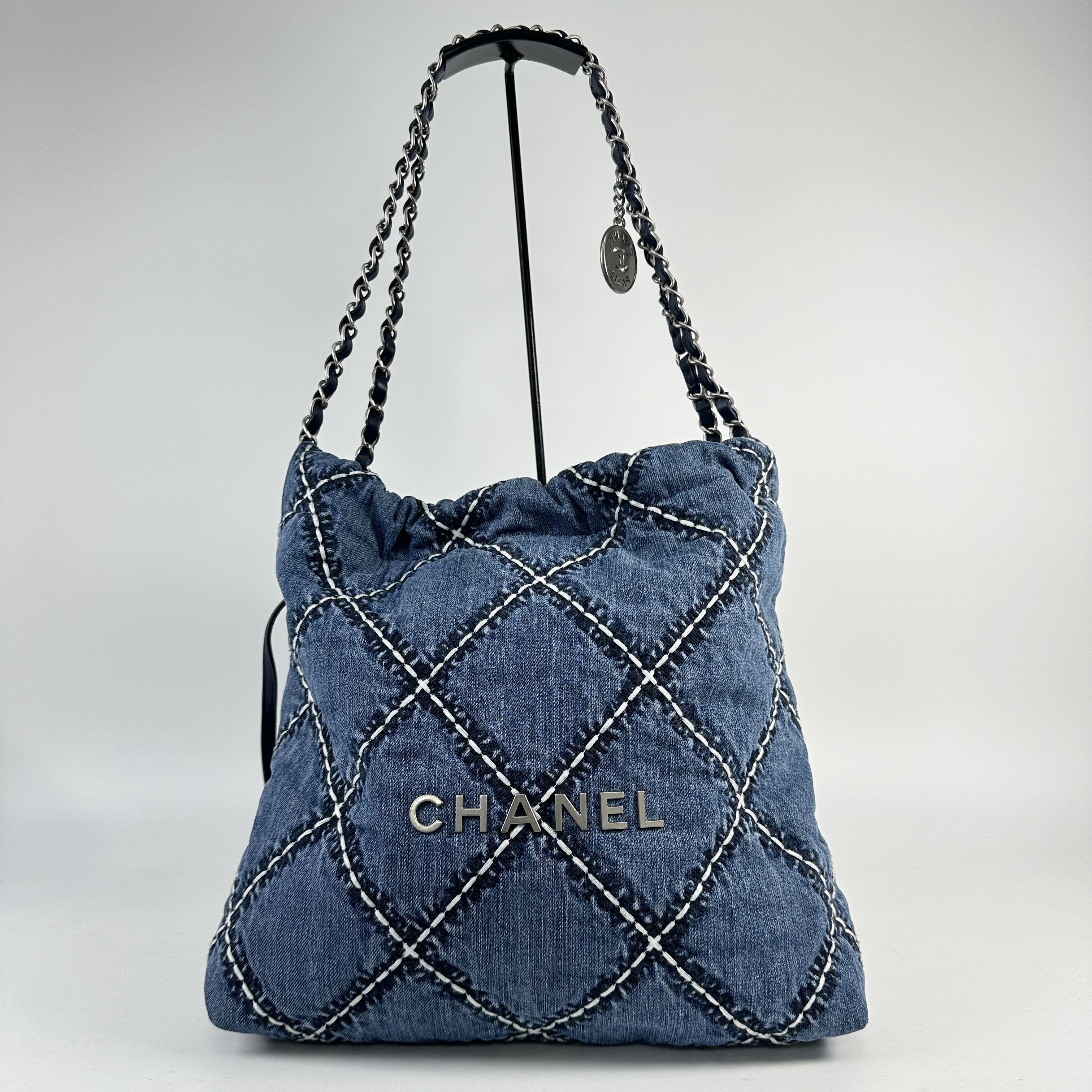 香奈兒 CHANEL 22 小型 束口包  晶片款 牛仔22 小號 原廠盒子/防塵袋