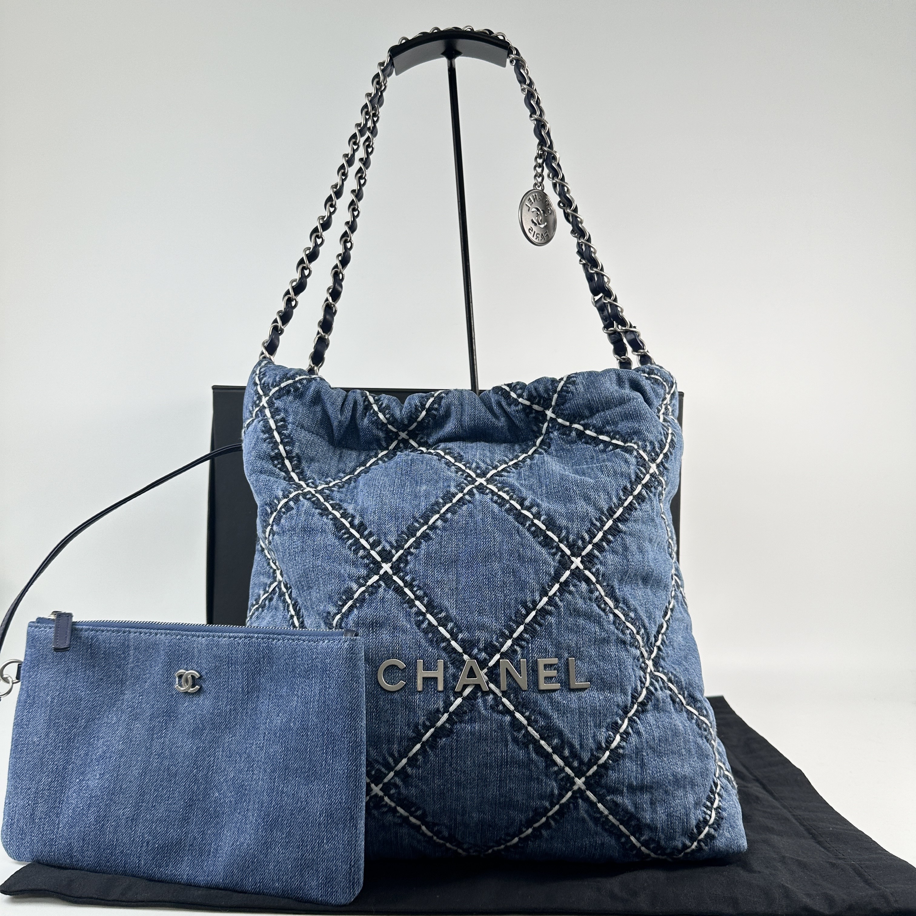 香奈兒 CHANEL 22 小型 束口包  晶片款 牛仔22 小號 原廠盒子/防塵袋