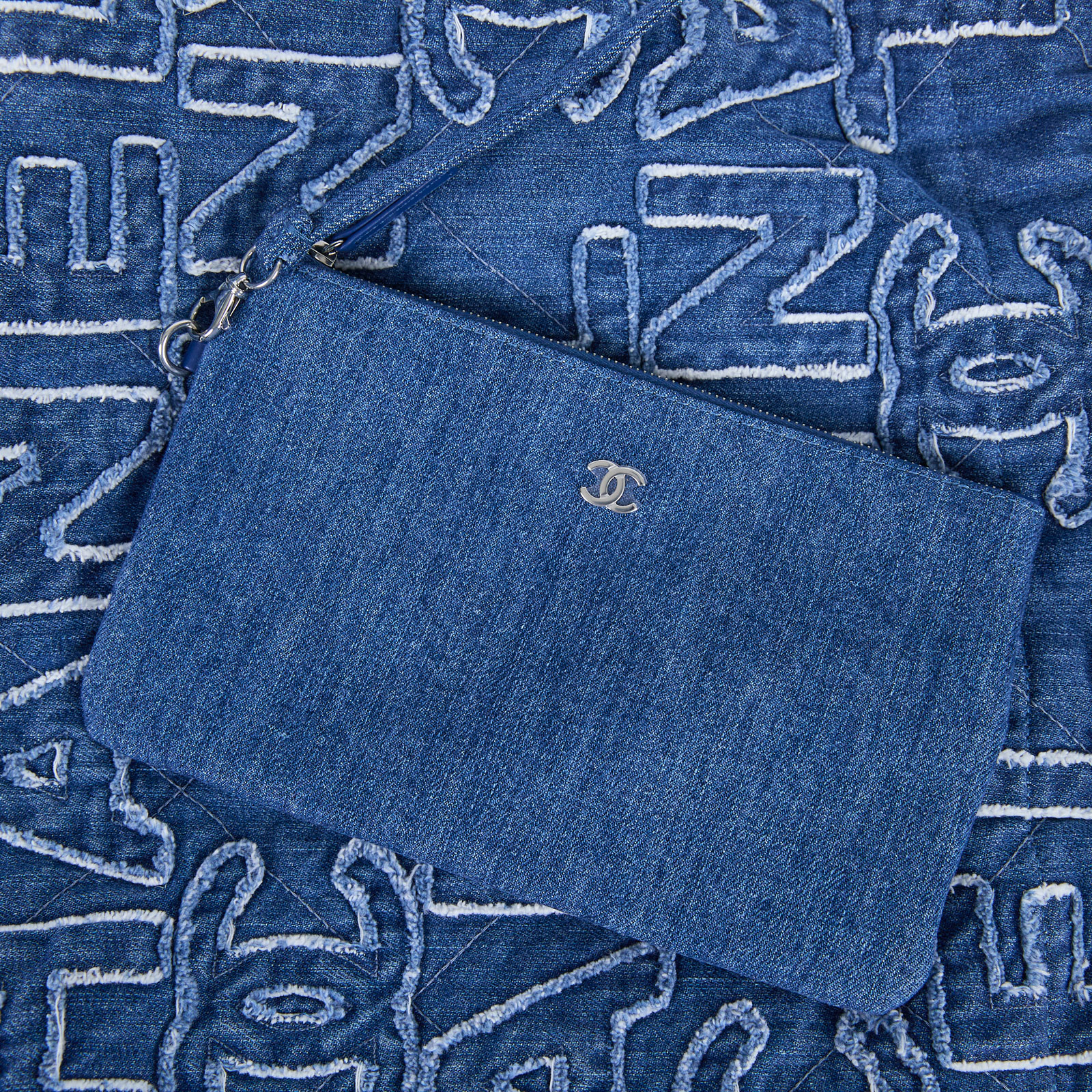 香奈兒 CHANEL 22 小型 束口包  晶片款 牛仔字母22 小號 防塵袋/原廠盒子