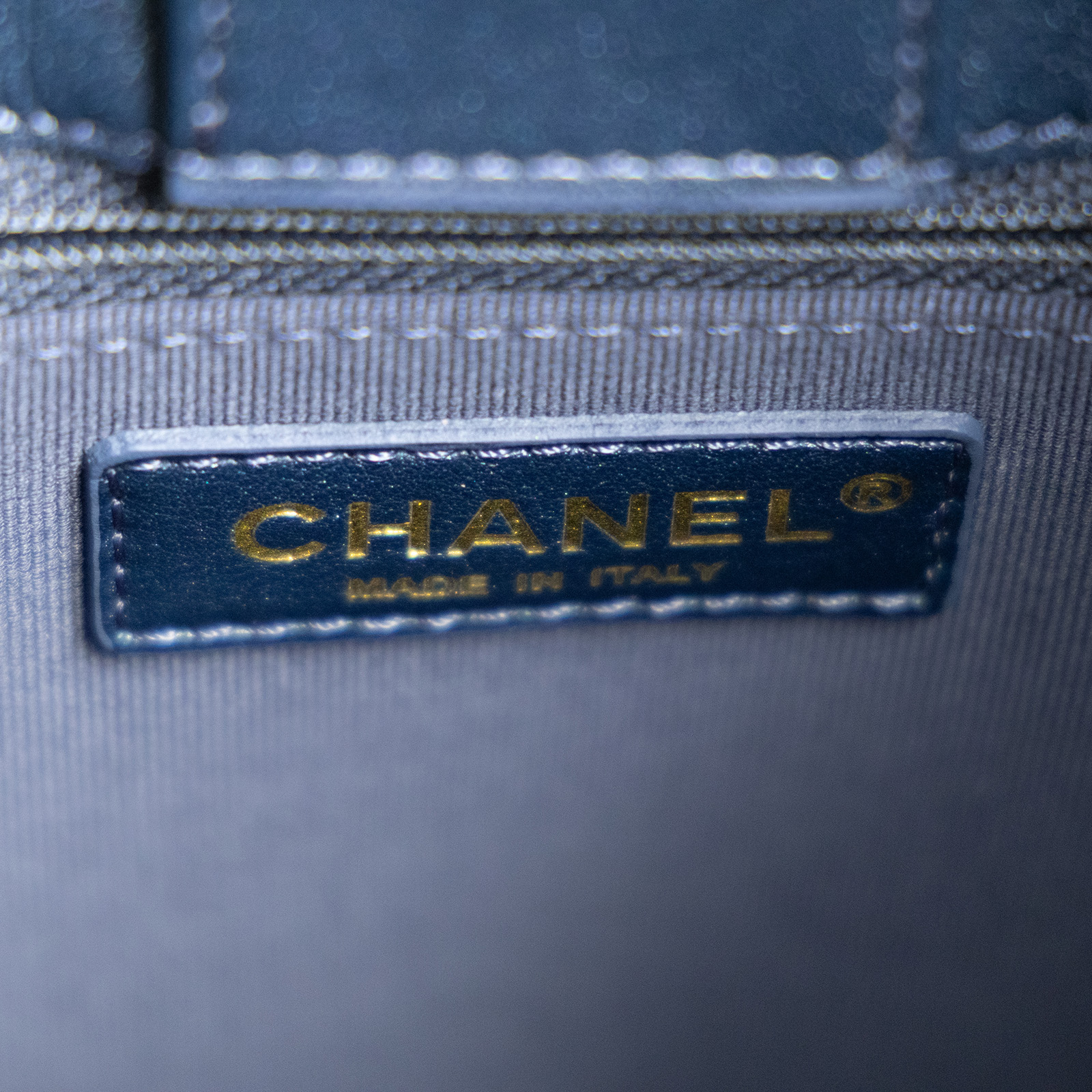 香奈兒 CHANEL 流浪包 Hobo Bag CC LOGO 斜背包 AS4532 晶片款 牛仔Hobo二用斜背包 防塵袋