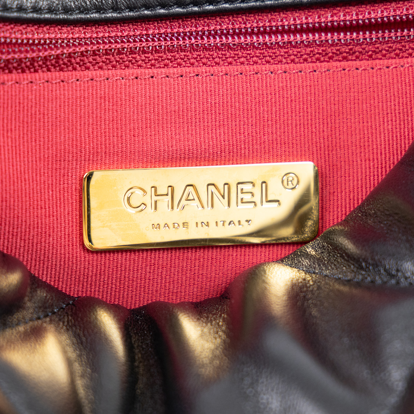 香奈兒 CHANEL 19 口蓋包 菱格紋 金銀鍊帶 手提 肩背包 AS1160 晶片款 黑19 小號 防塵袋/原廠盒子