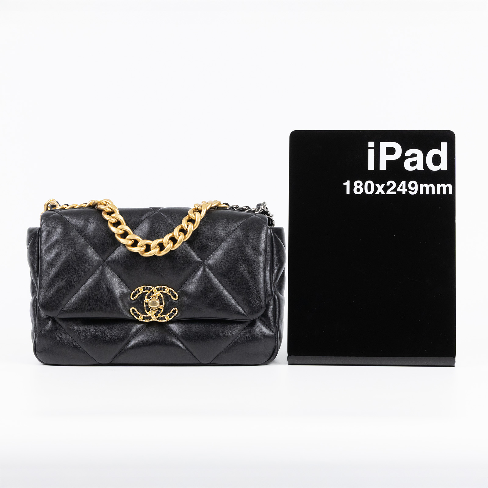 香奈兒 CHANEL 19 口蓋包 菱格紋 金銀鍊帶 手提 肩背包 AS1160 晶片款 黑19 小號 防塵袋/原廠盒子