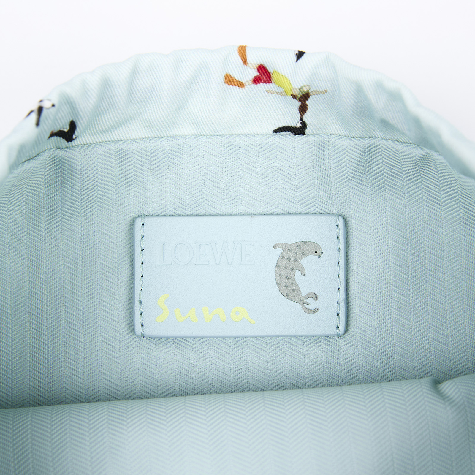 羅意威 LOEWE Suna Fujita 束口包   企鵝化妝收納袋 防塵袋