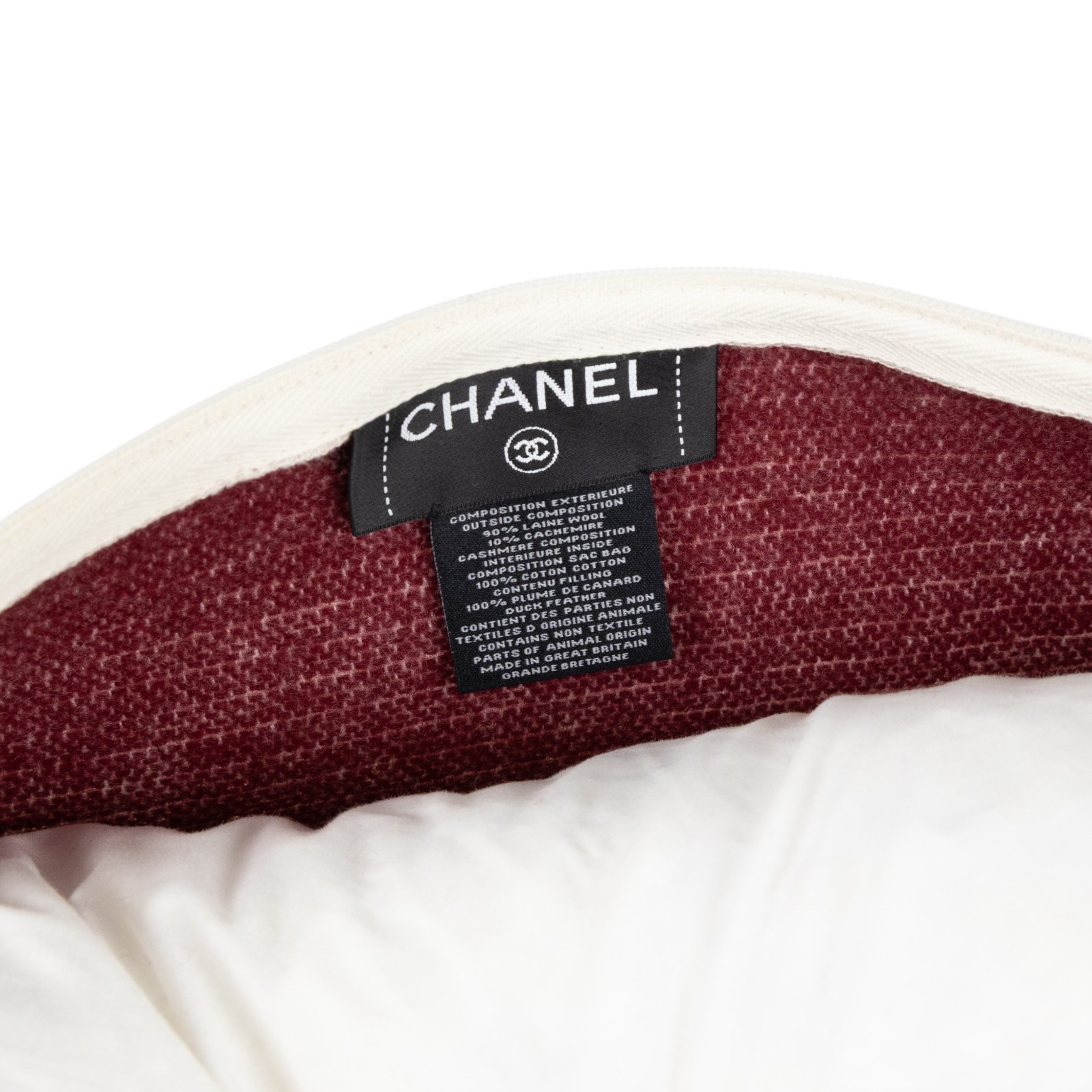 香奈兒 CHANEL CC LOGO 抱枕 靠墊 AAB736 B23197 酒紅/白抱枕 1 防塵袋