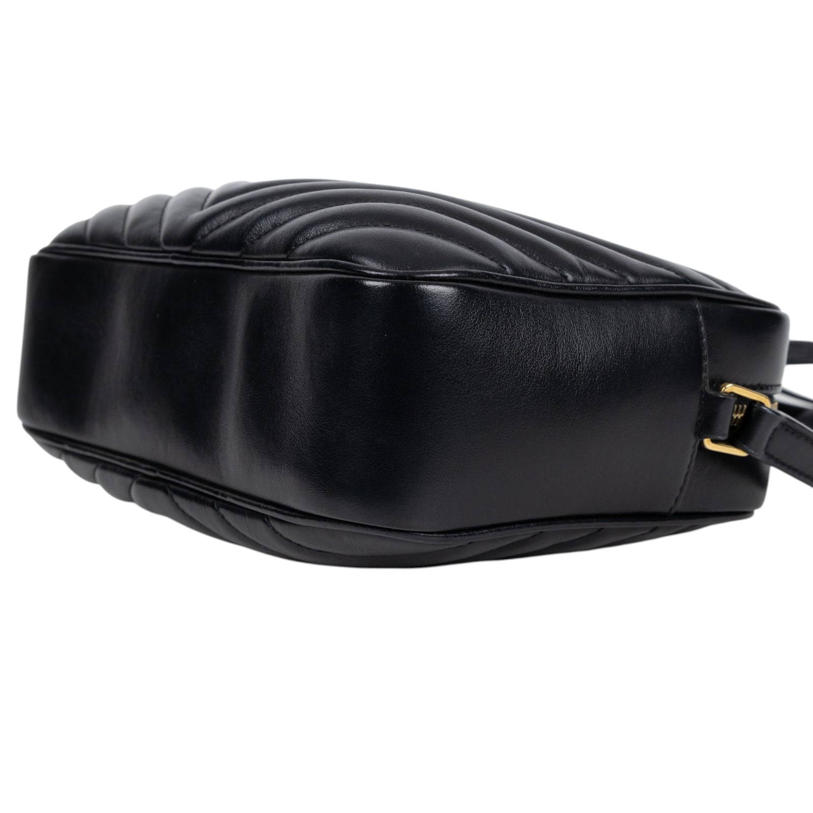 聖羅蘭 YSL SAINT LAURENT Monogram V字紋 流蘇 斜背包 金色五金 520534DV707 黑金流蘇相機包 防塵袋