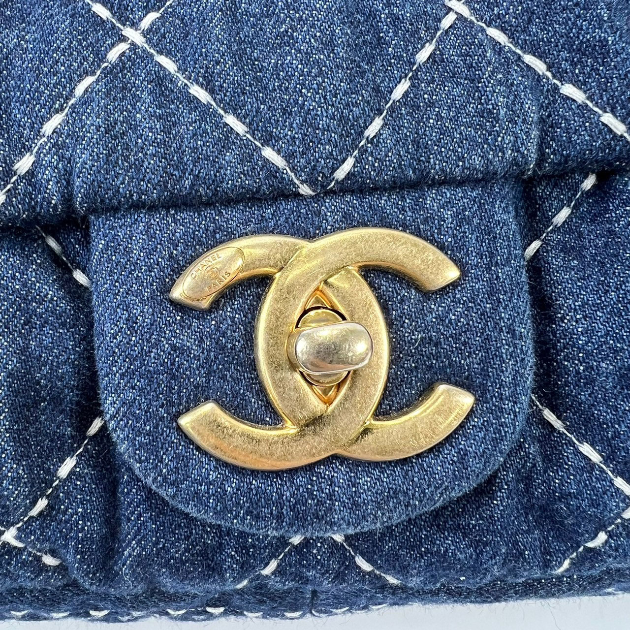香奈兒 CHANEL 菱格紋 cc logo 丹寧 肩背 斜背 口蓋包  單寧金鍊COCO掀蓋包 防塵袋/保證卡