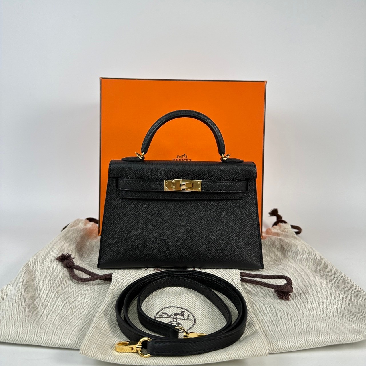 愛馬仕 Hermes Kelly Bag 凱莉包 mini KLM B 黑金MINI KELLY 原廠盒子/防塵袋