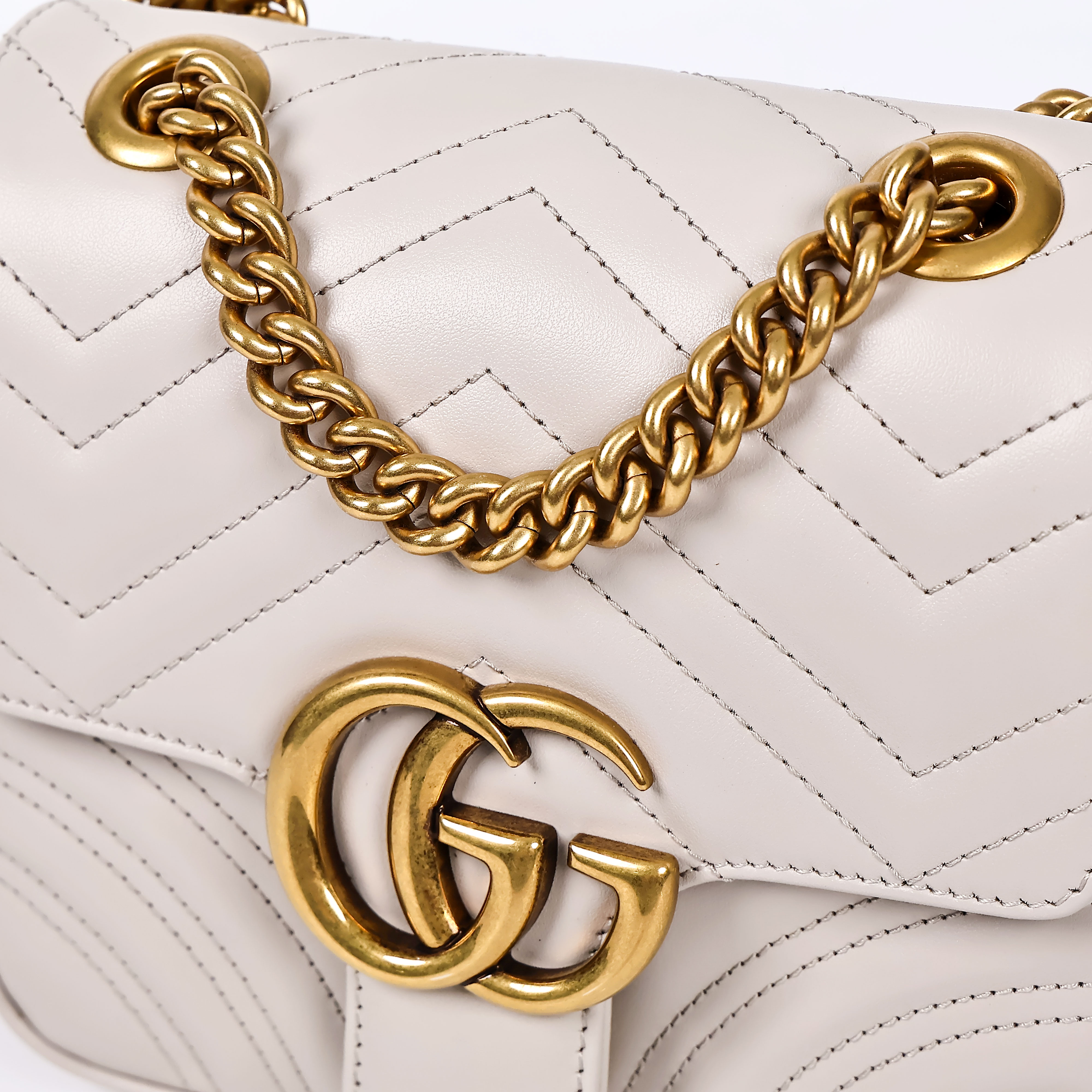 古馳 GUCCI Marmont 方胖子 肩背包 739682 米MARMONT肩背包 原廠盒子/防塵袋/購買證明影本