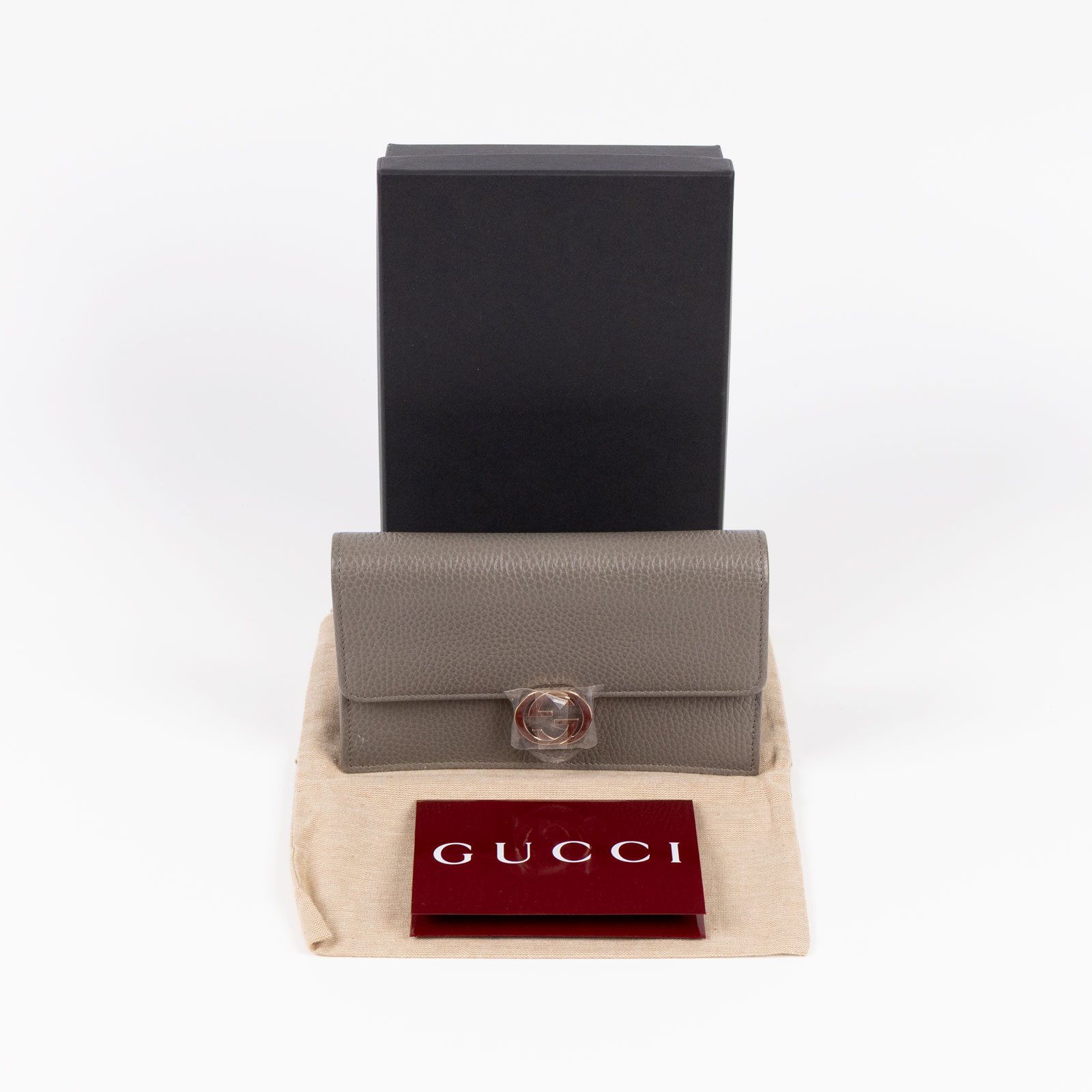 古馳 GUCCI 翻蓋 WOC 肩背 錢包 615523 灰GG鏈帶扣式斜背包 原廠盒子/防塵袋