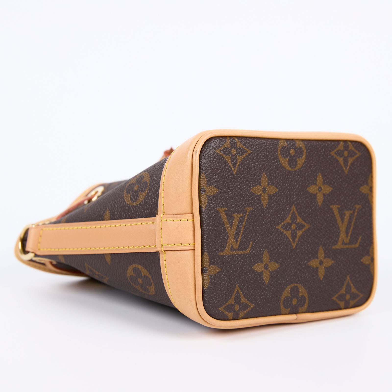 路易威登 LOUIS VUITTON Nano Noé 原花 束口水桶包 M81266 晶片款 原花NANO NOE水桶包 原廠盒子/防塵袋